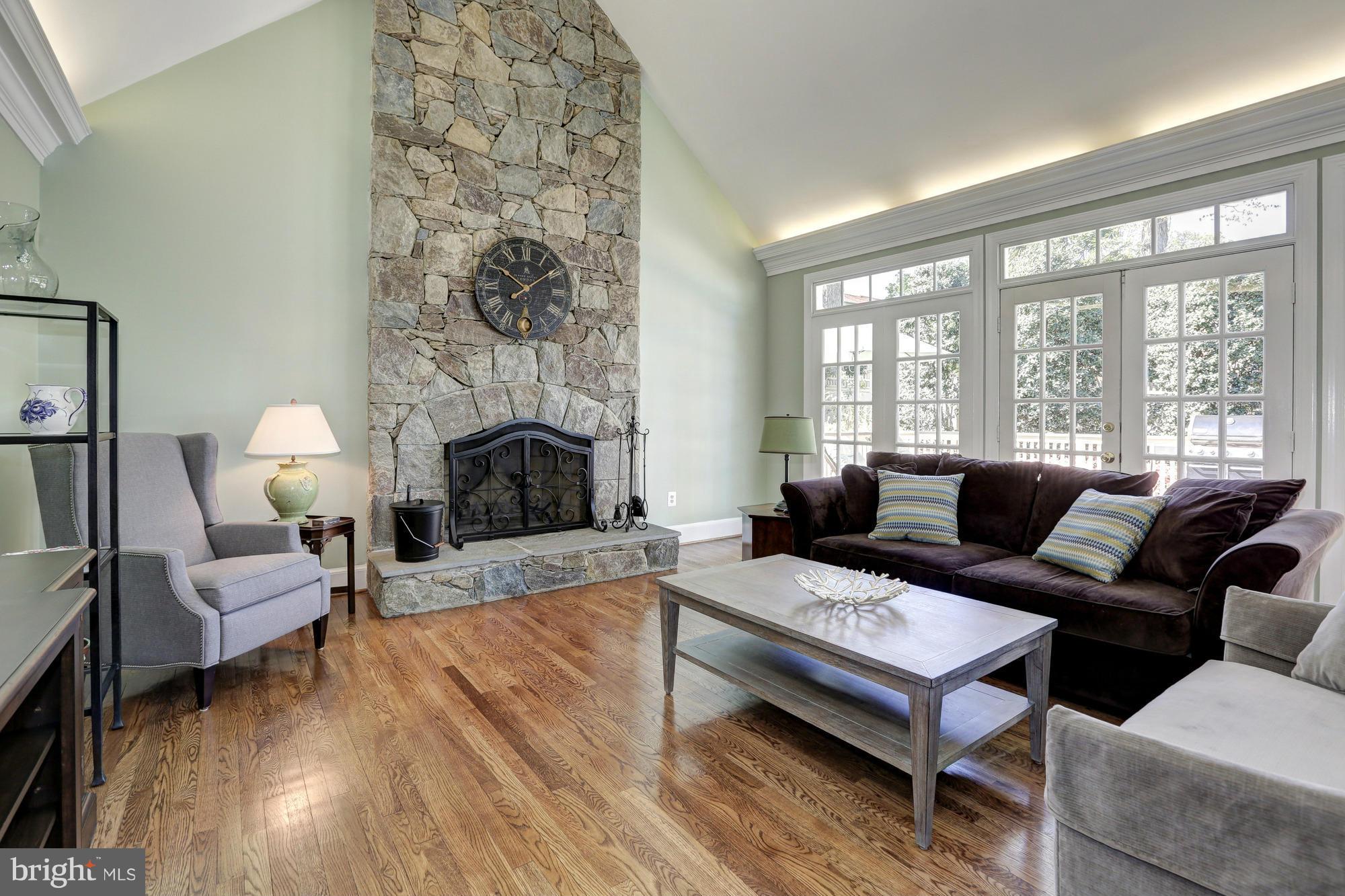 OAKWOOD KNOLLS - Residential