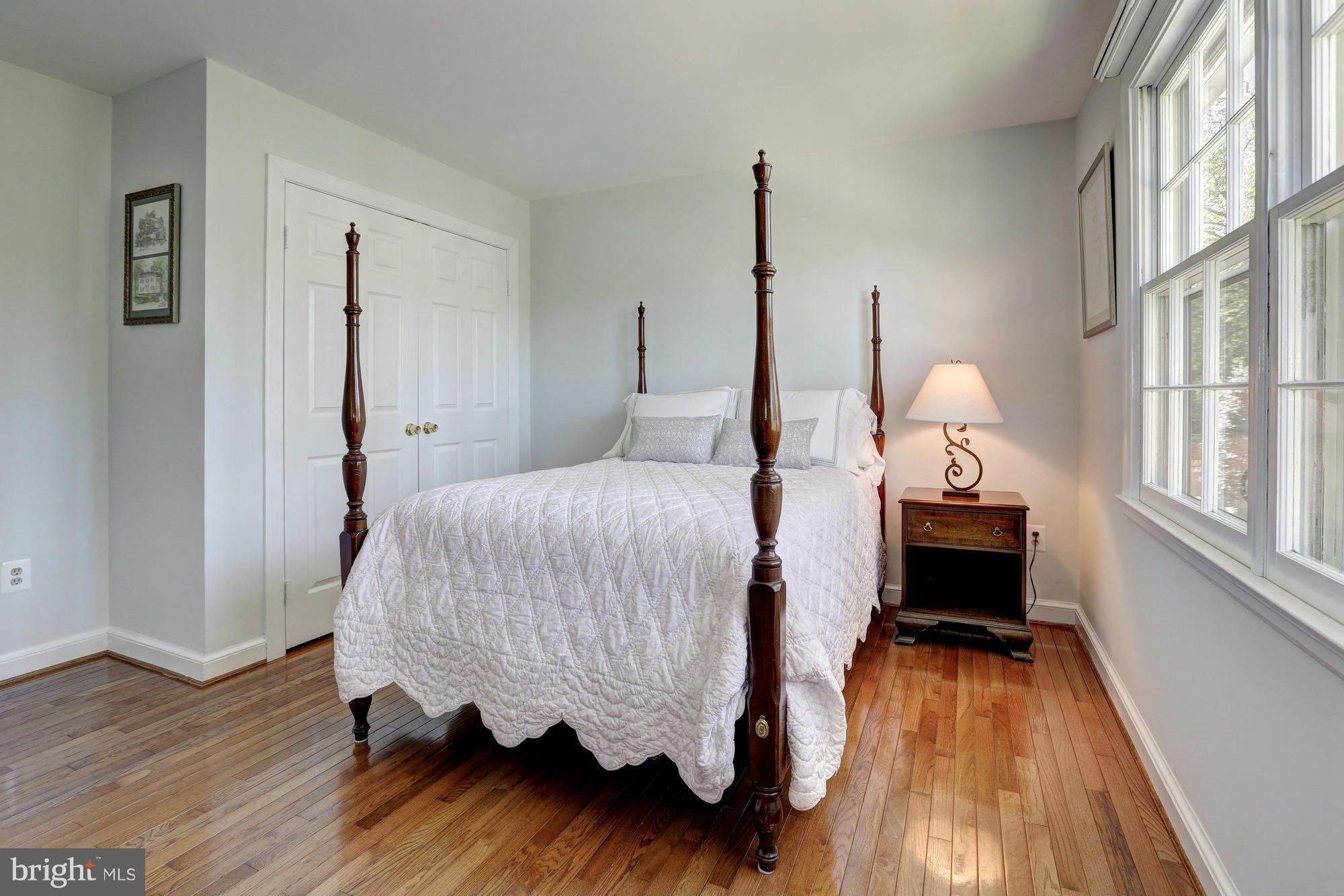 OAKWOOD KNOLLS - Residential