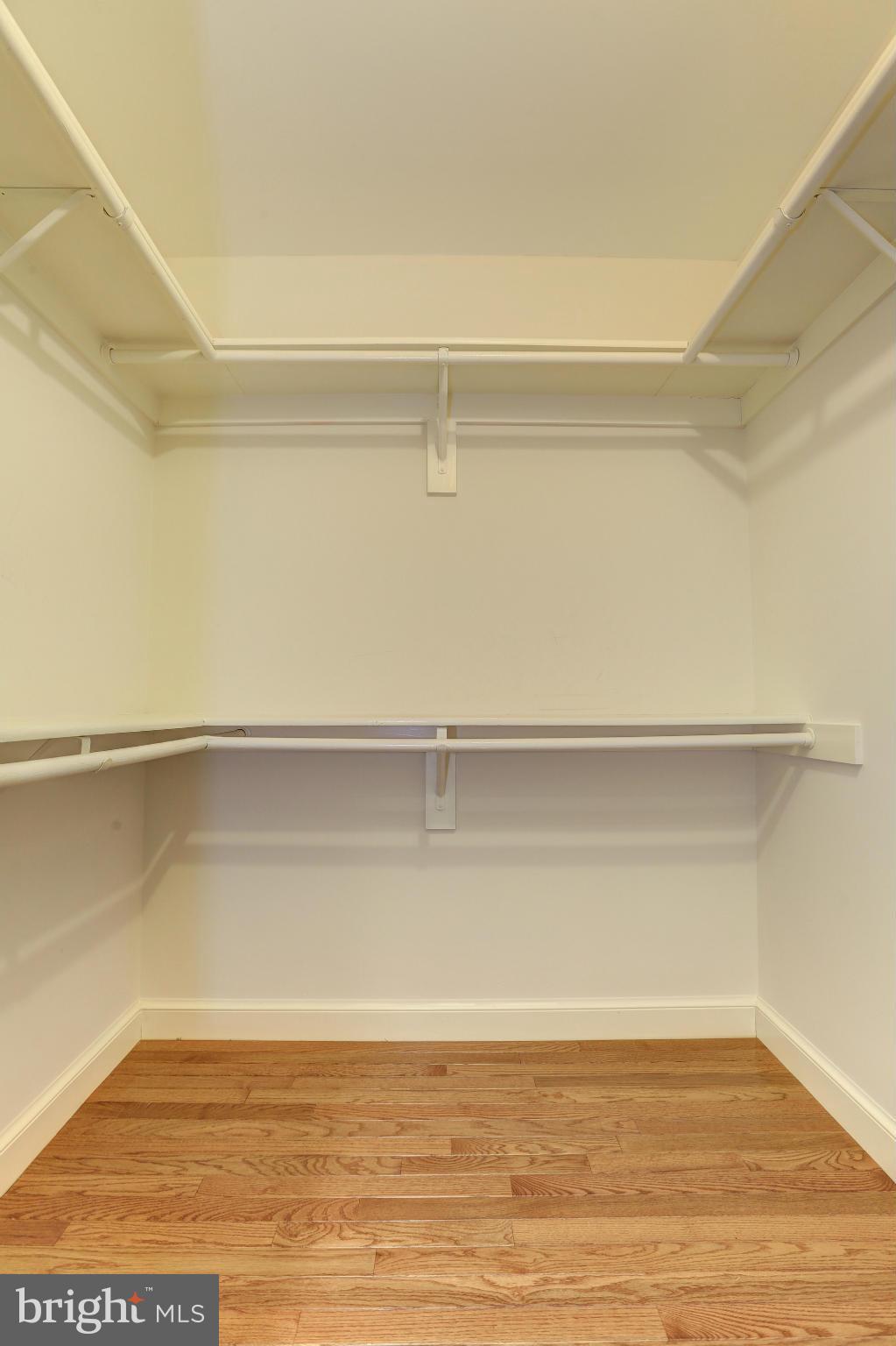 OAKWOOD KNOLLS - Residential