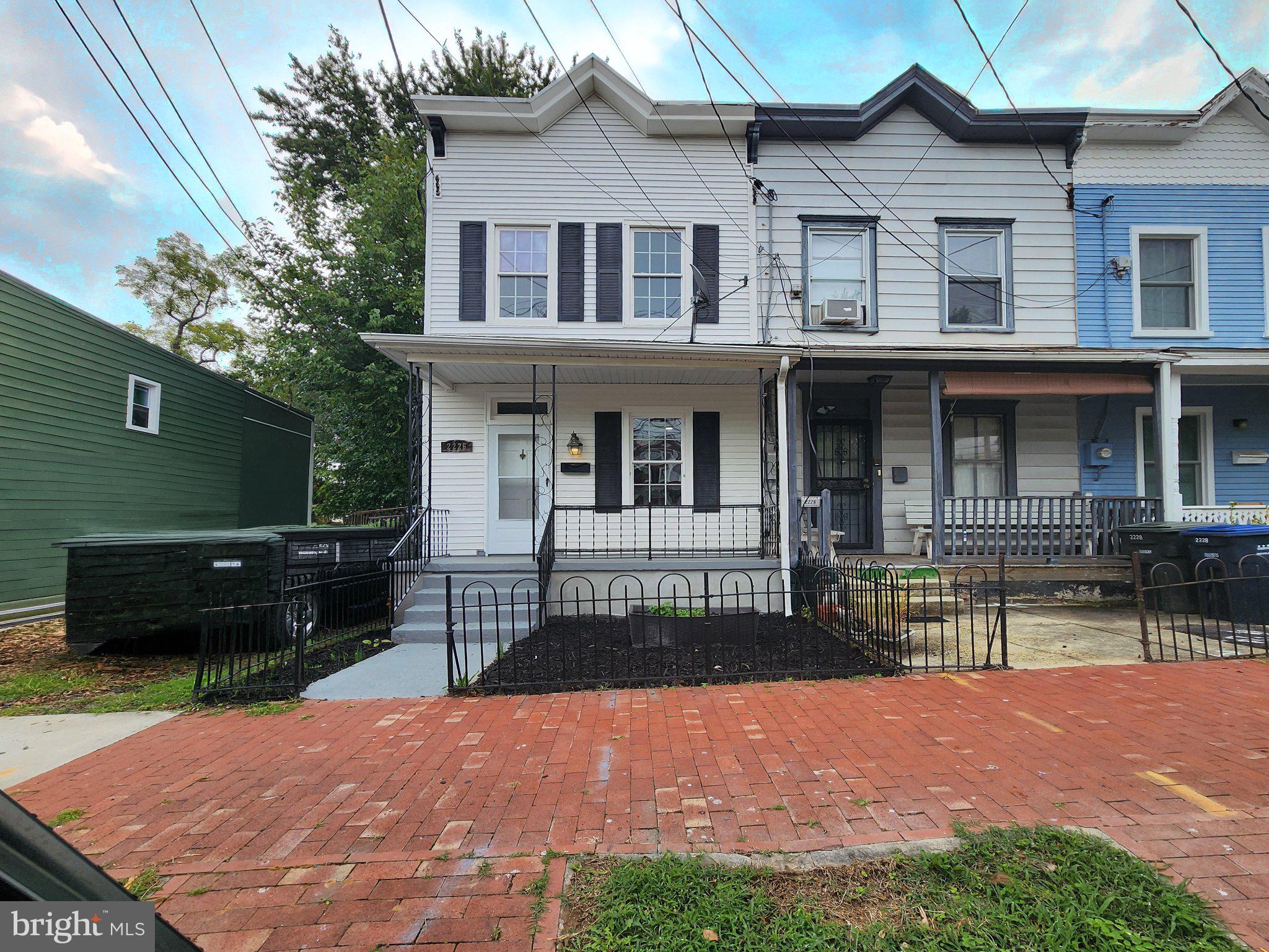 2226 CHESTER STREET SE