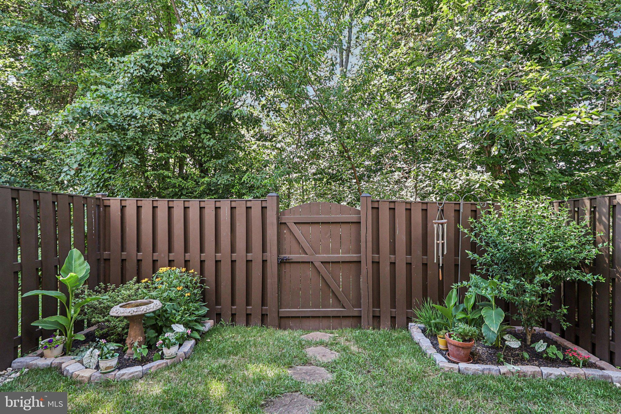 COUNTRYSIDE - Residential