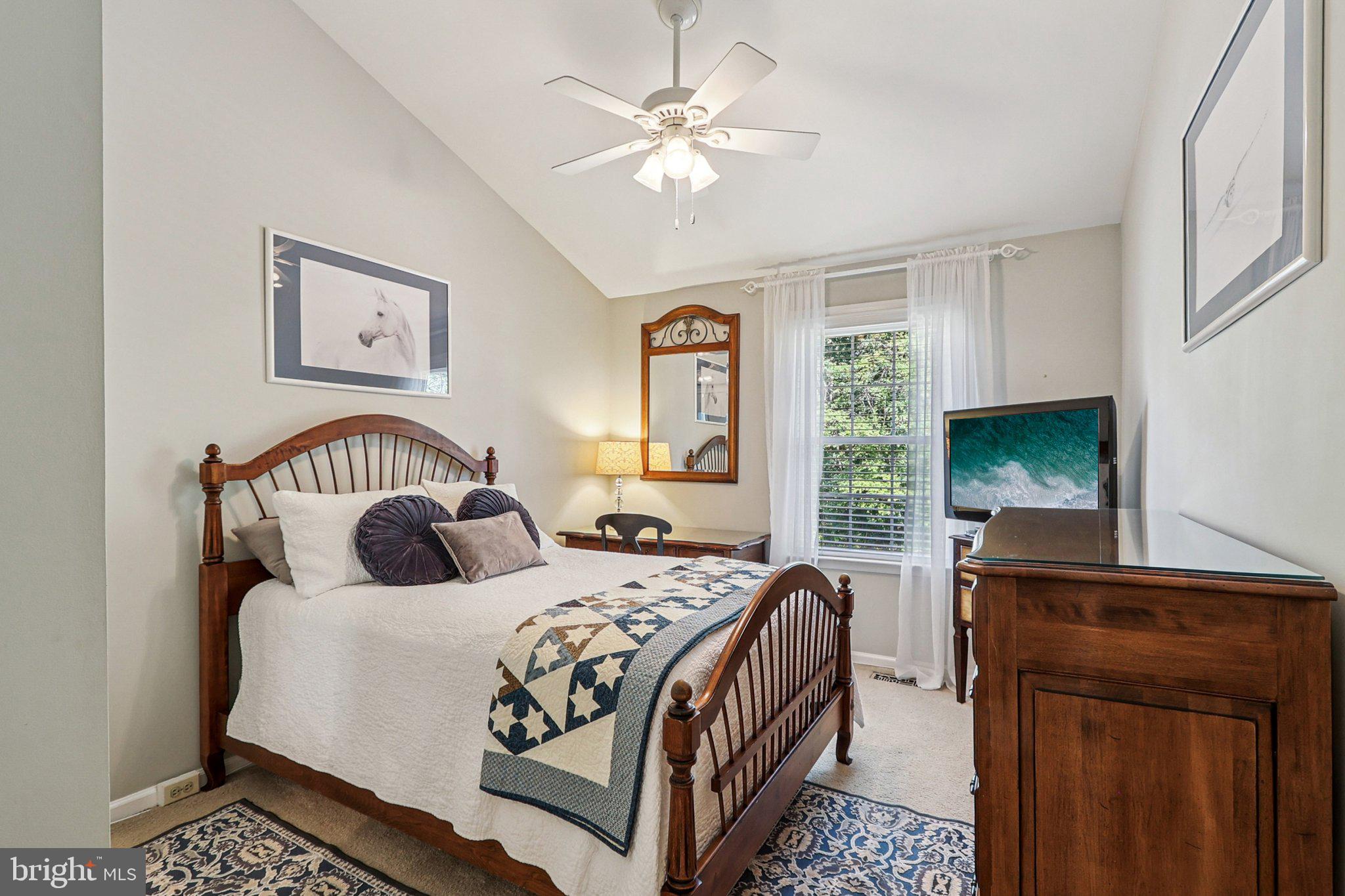 COUNTRYSIDE - Residential