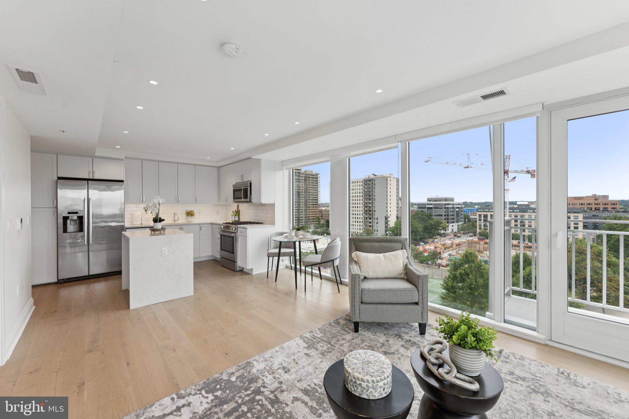 925 N FAIRFAX STREET 912