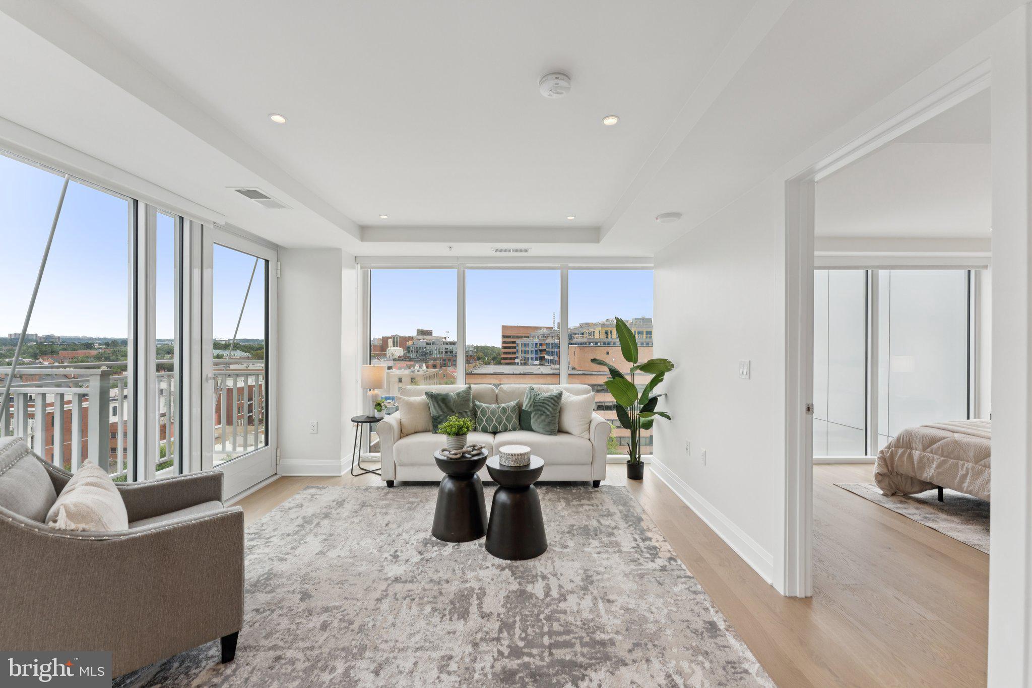 925 N FAIRFAX STREET 912