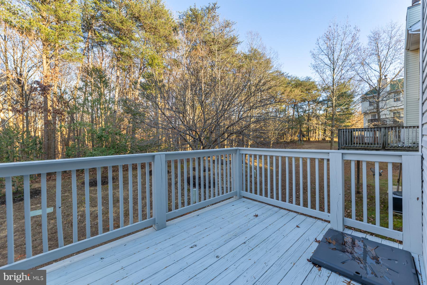 APPLEGATE CONDO - Residential Lease