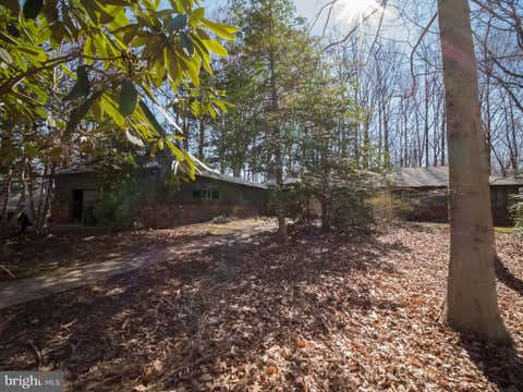 Homes For Rent - 4313 Woodlark Drive<br/> ANNANDALE, VA 22003