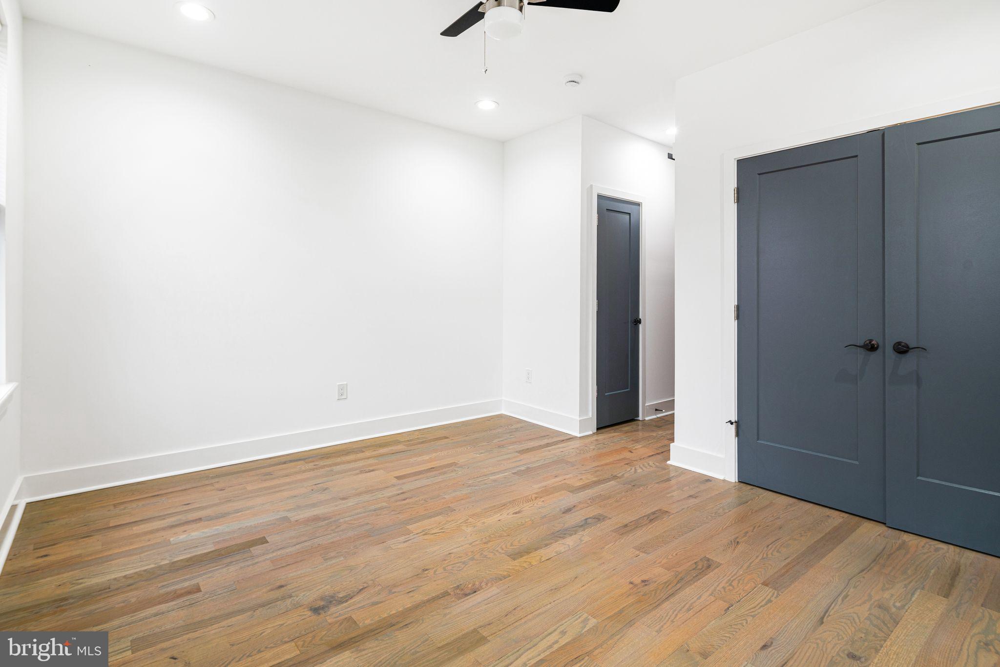 SHARSWOOD - Residential