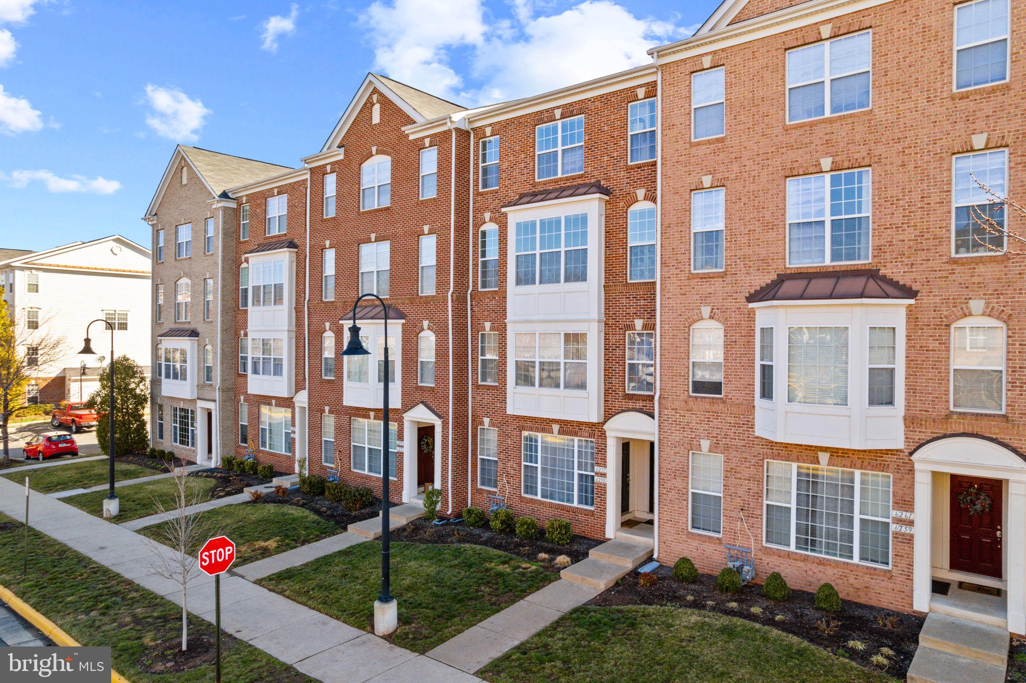 MARKET CENTER CONDOMINIUM - Residential