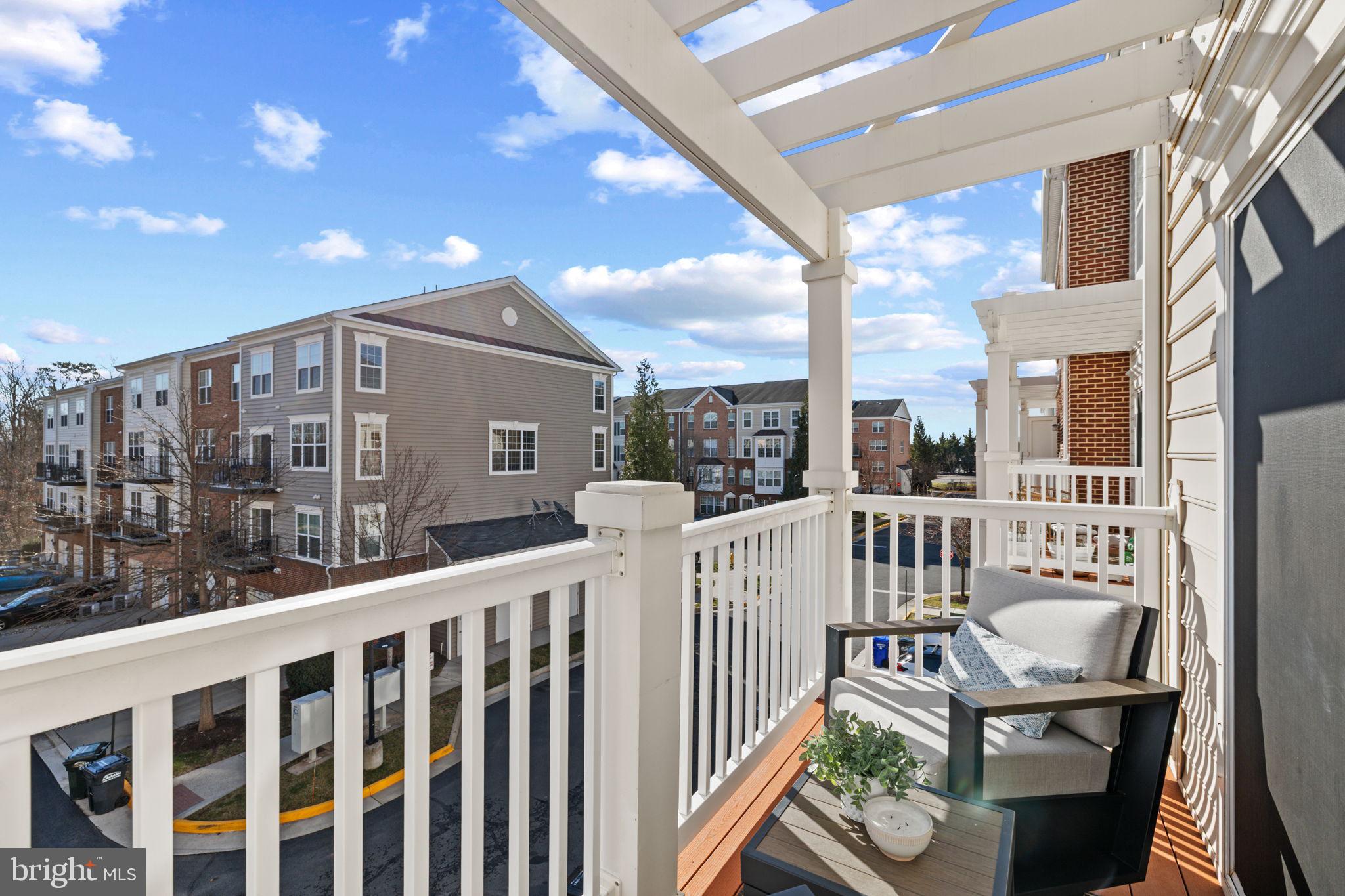 MARKET CENTER CONDOMINIUM - Residential