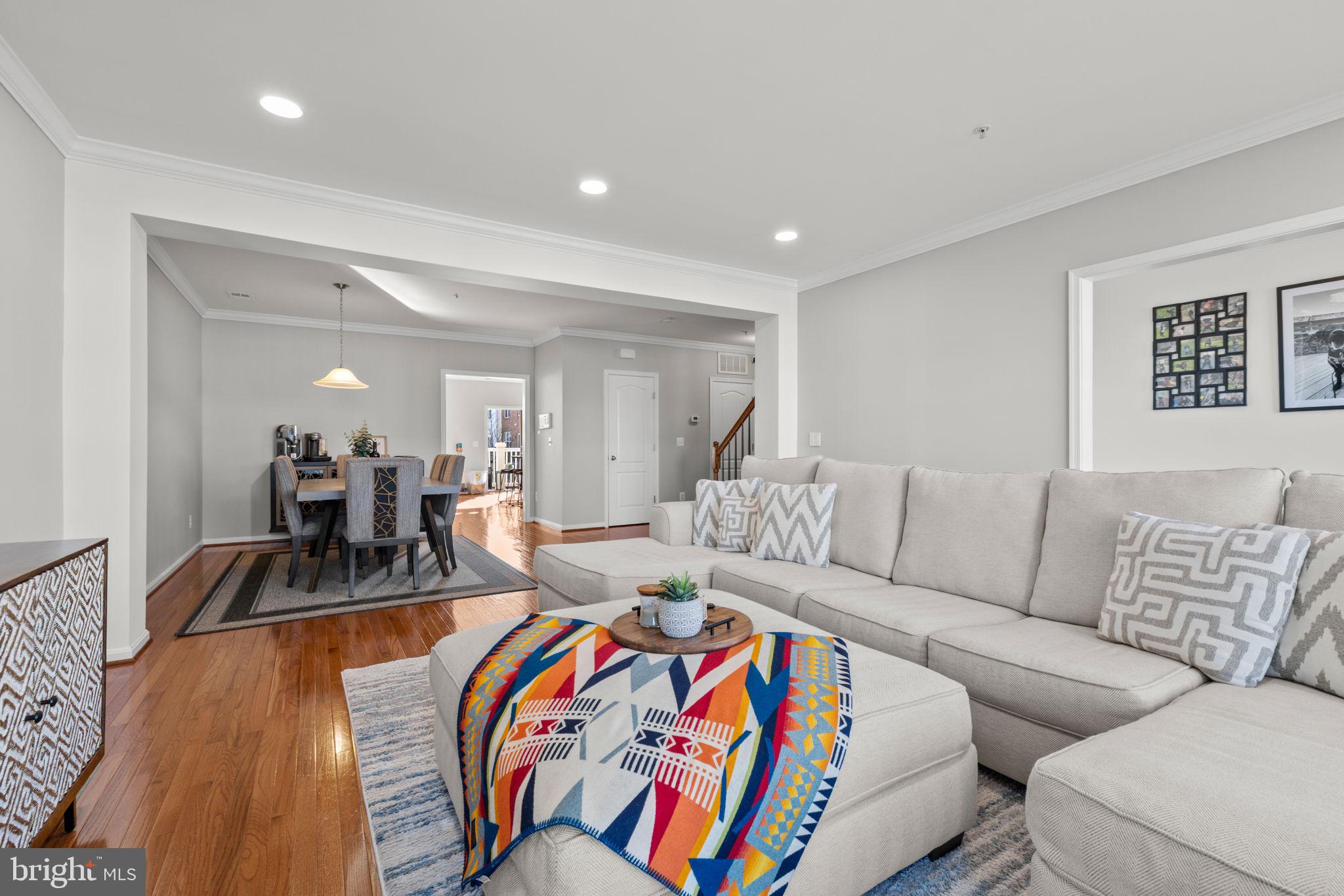 MARKET CENTER CONDOMINIUM - Residential