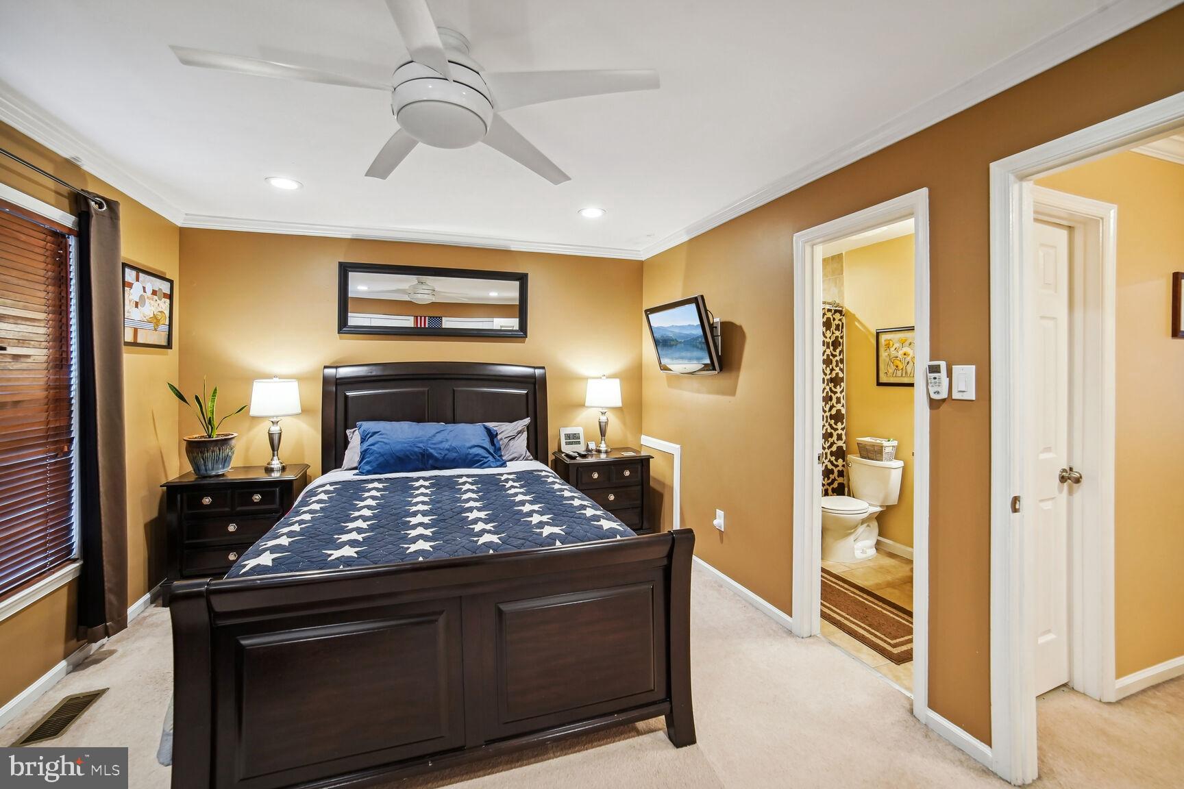 SILVER SPRING CNTRY CLUB - Residential Lease