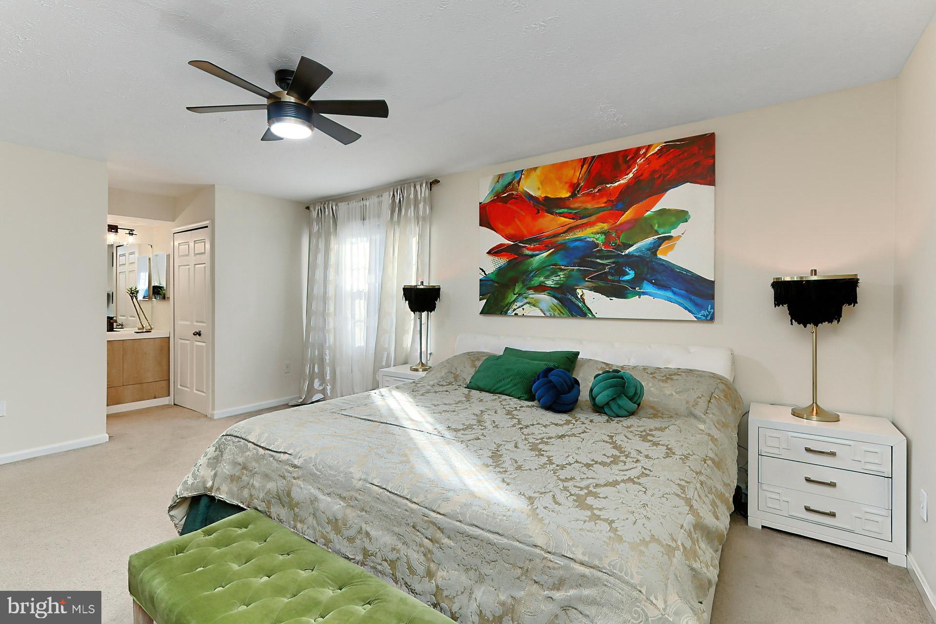 FAIRFAX STATION - Residential