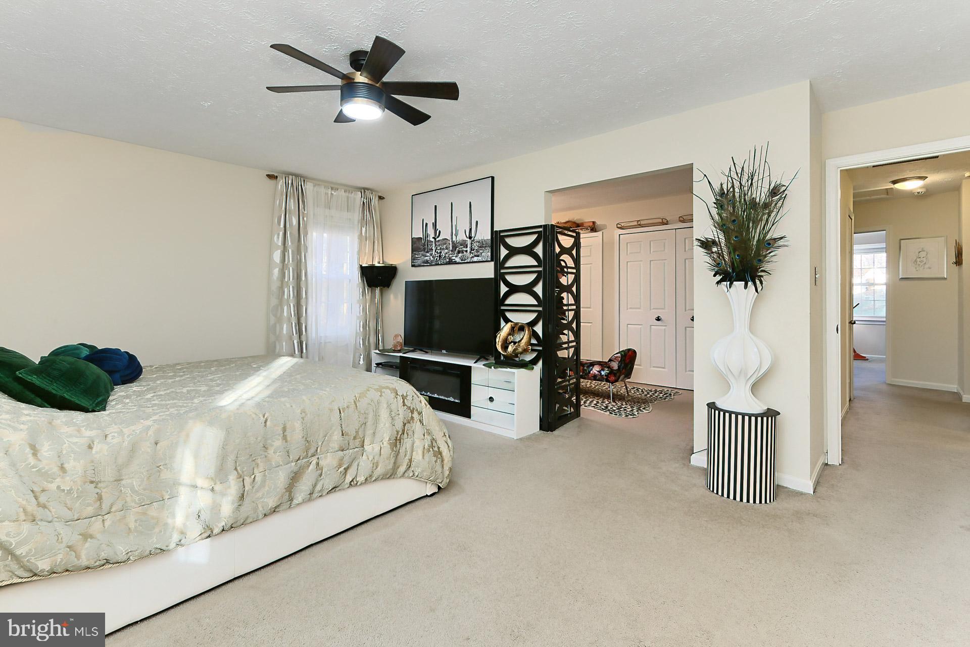 FAIRFAX STATION - Residential