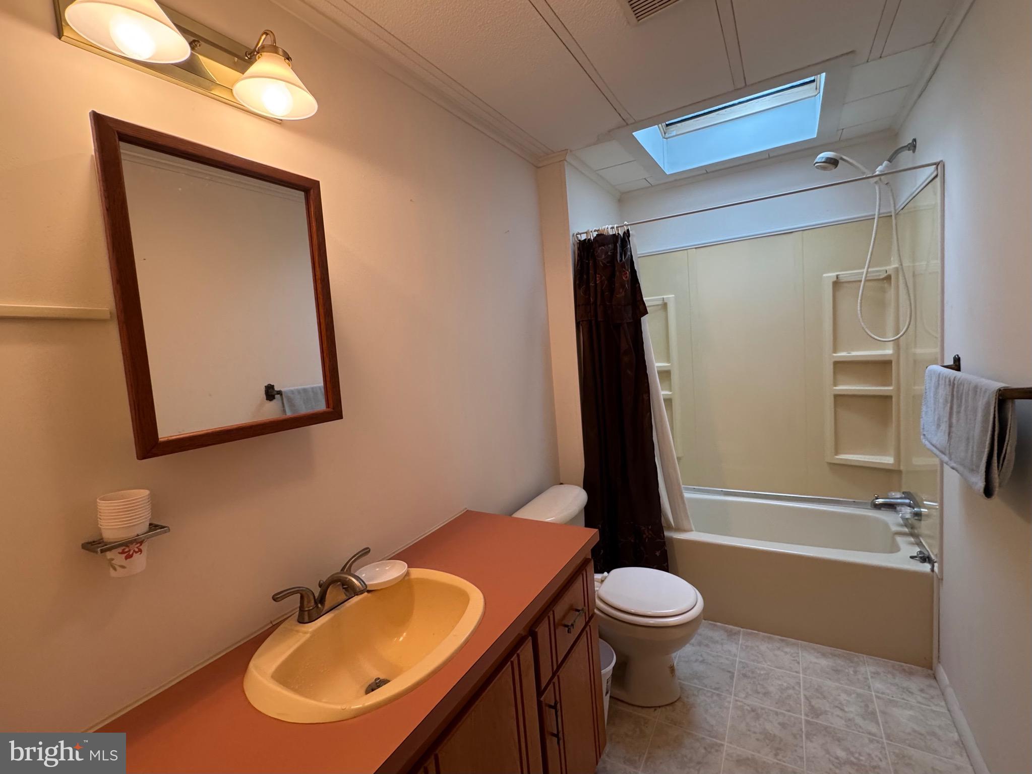 OAK ORCHARD WEST - Residential