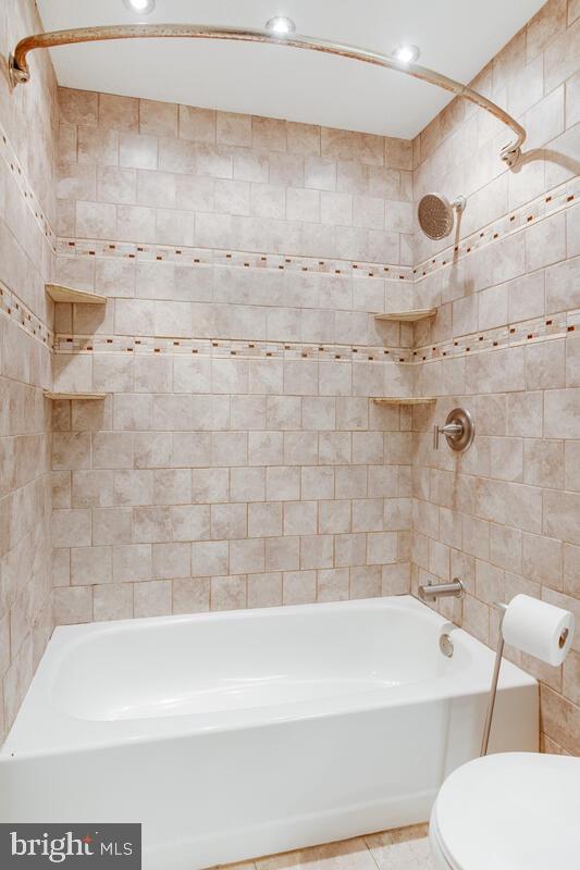 ASPEN PARK - Residential Lease