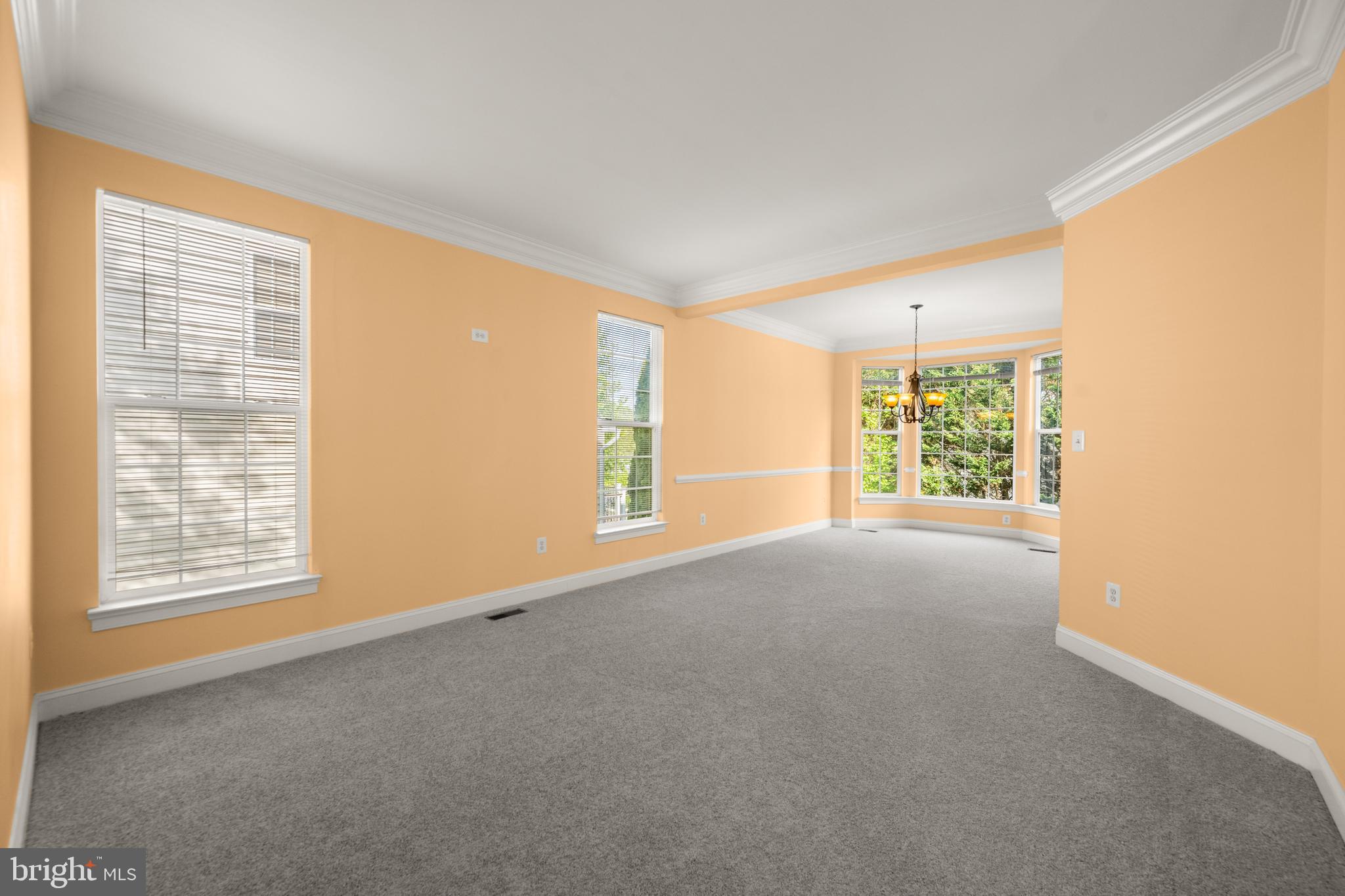 HOLLIFIELD ESTATES - Residential