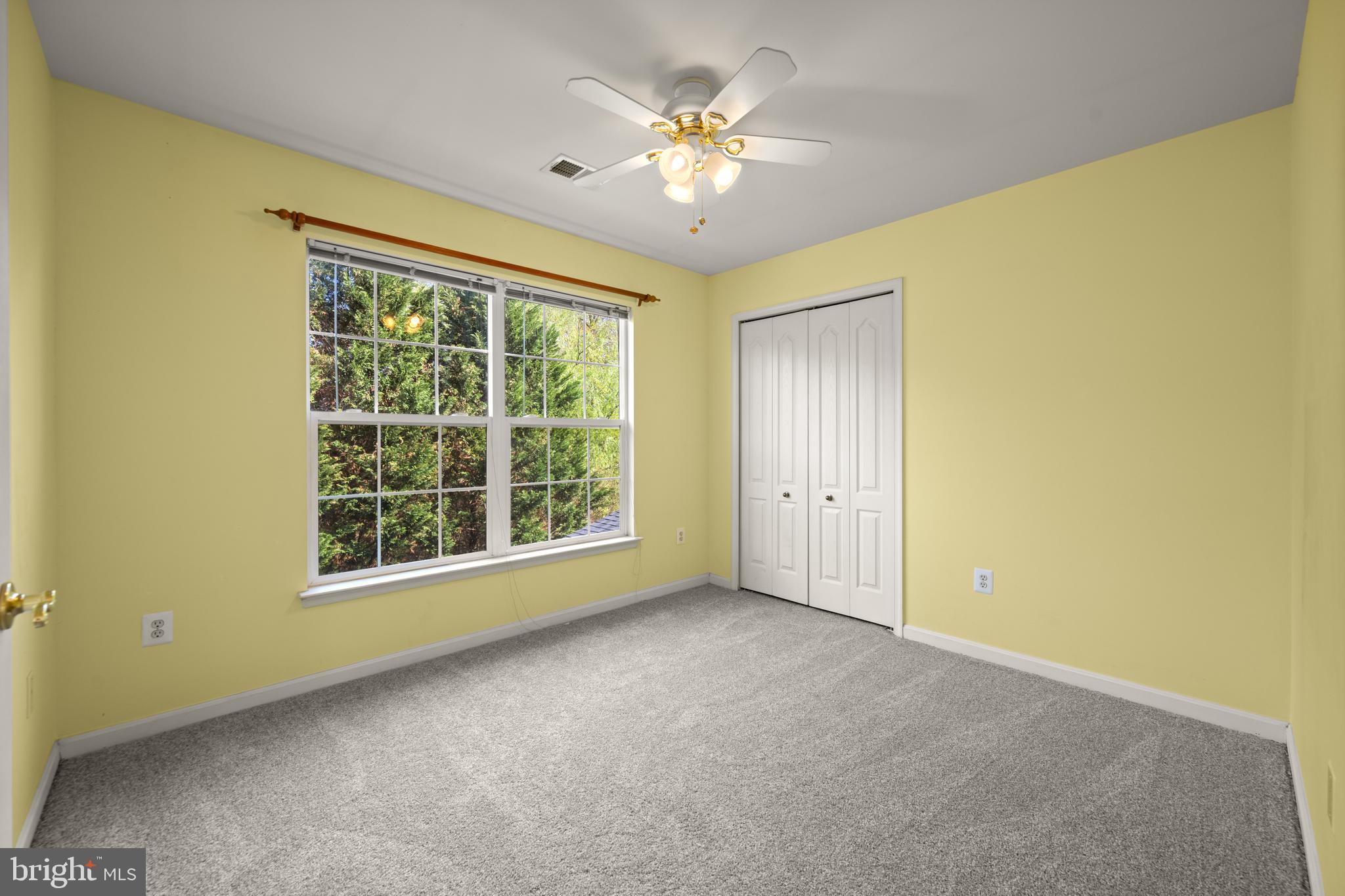 HOLLIFIELD ESTATES - Residential