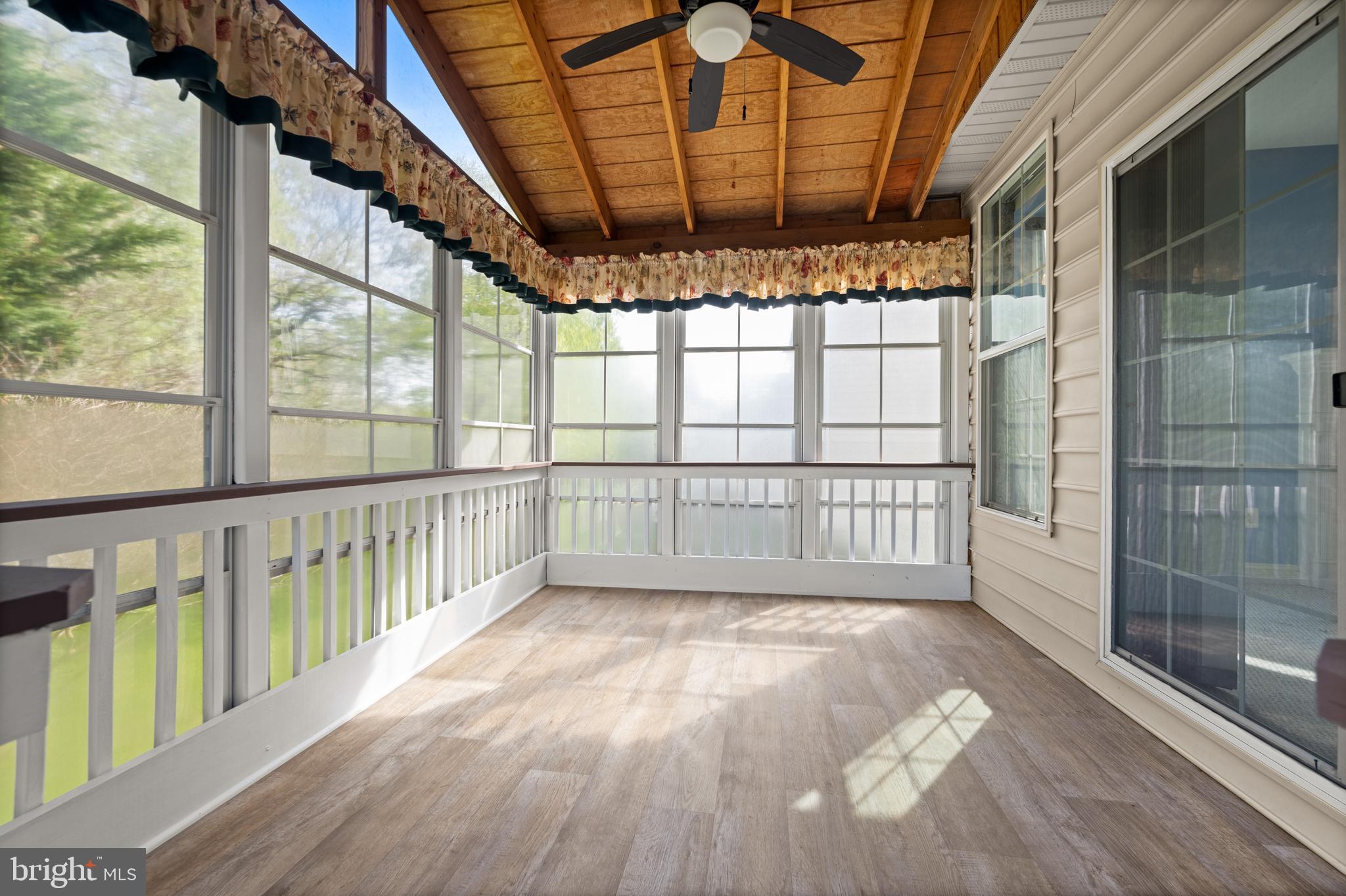 HOLLIFIELD ESTATES - Residential