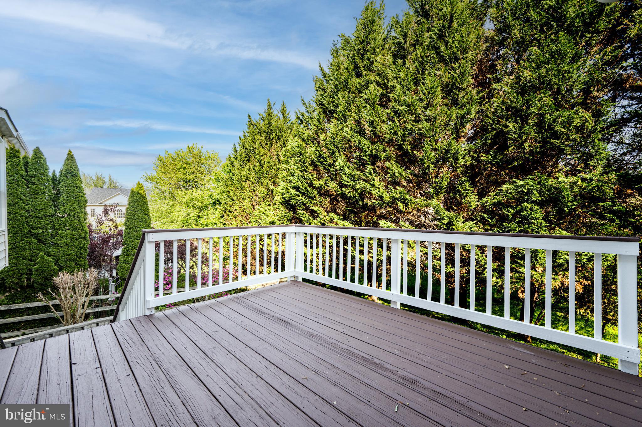 HOLLIFIELD ESTATES - Residential
