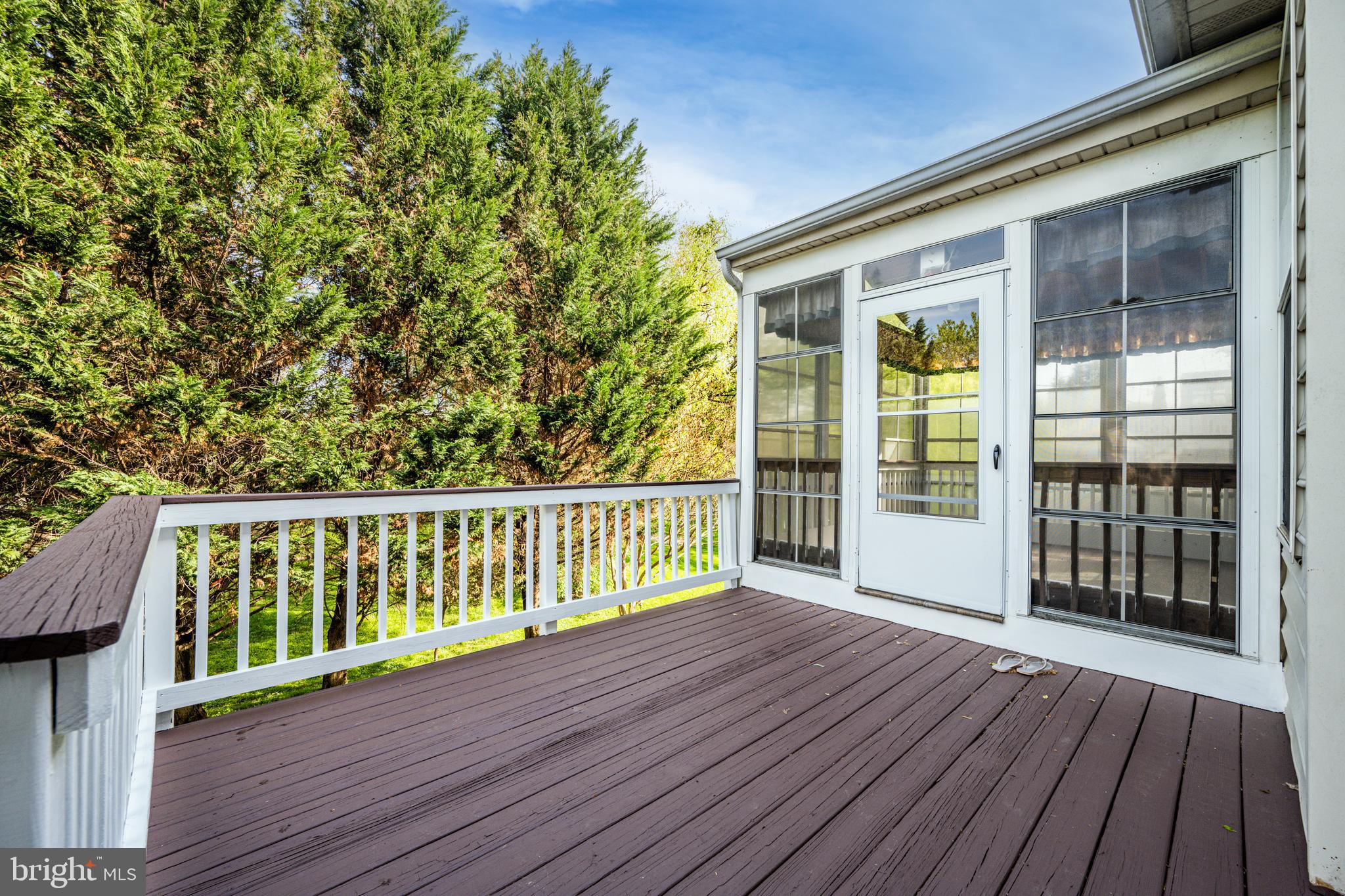 HOLLIFIELD ESTATES - Residential