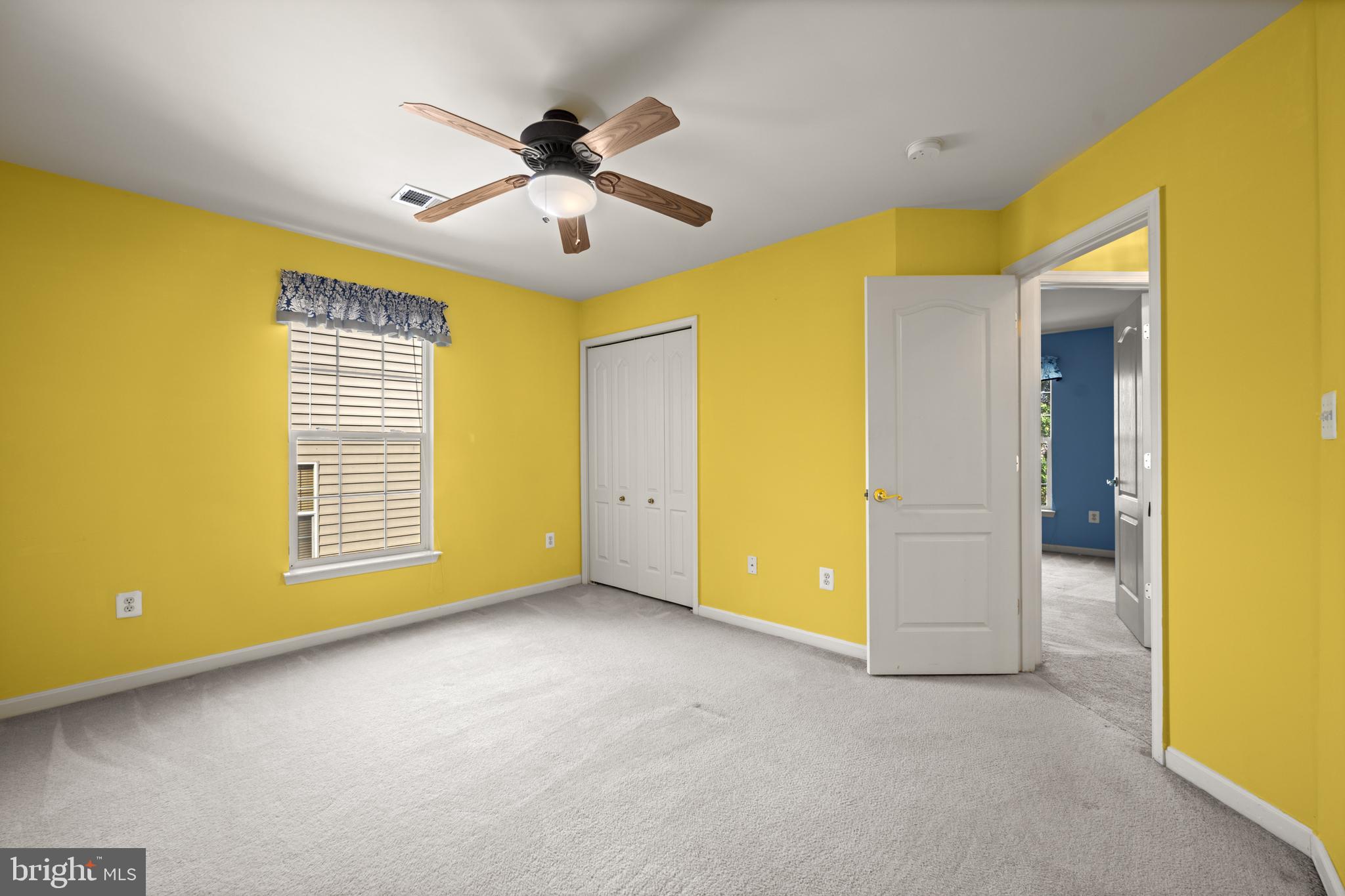 HOLLIFIELD ESTATES - Residential