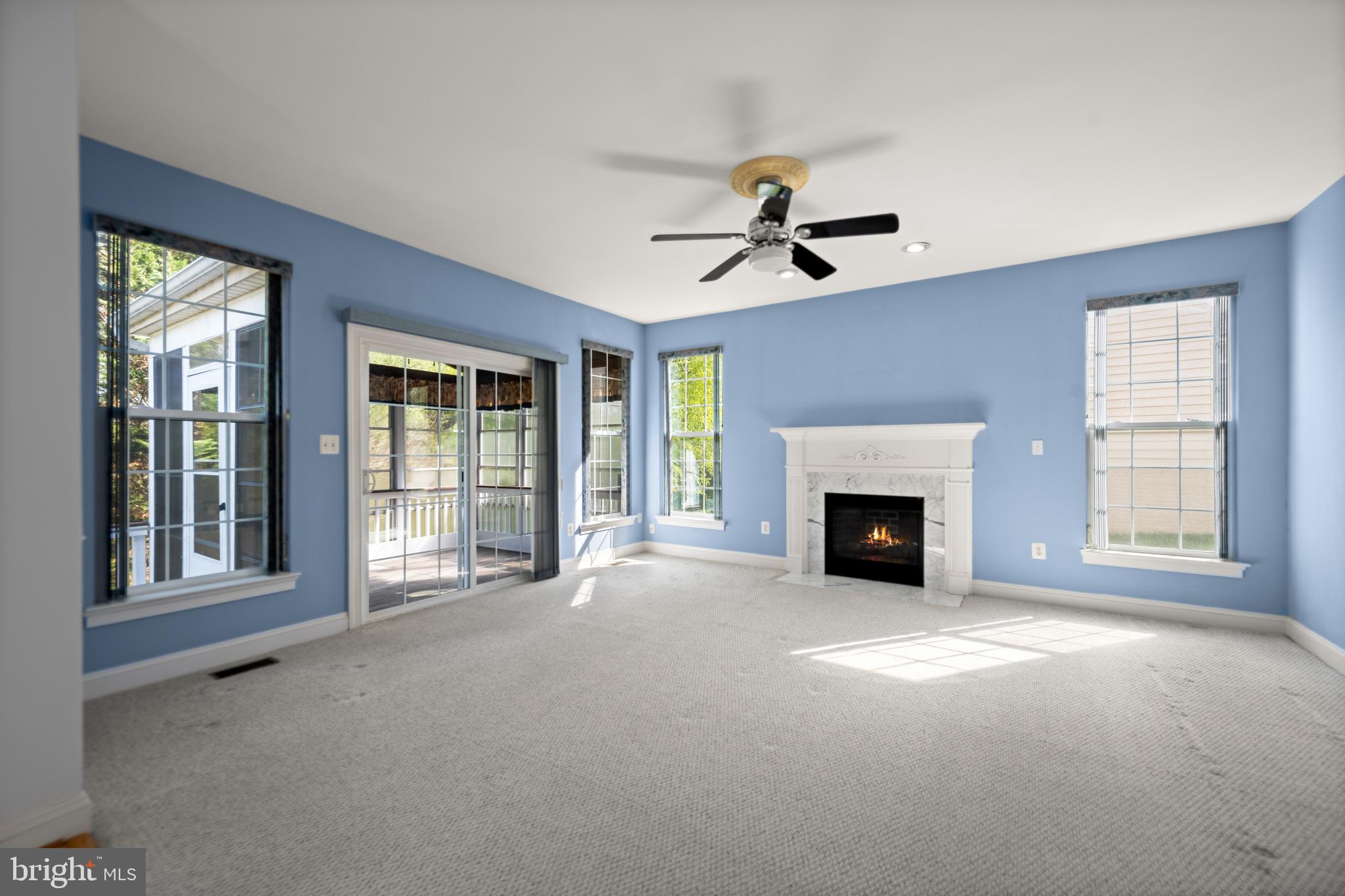HOLLIFIELD ESTATES - Residential