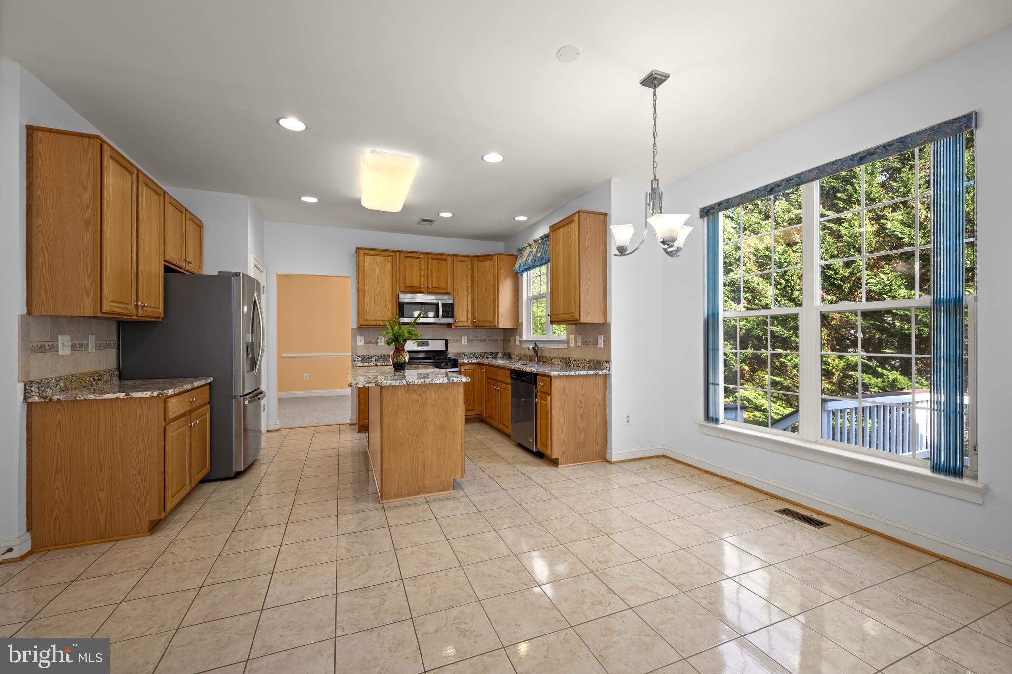 HOLLIFIELD ESTATES - Residential