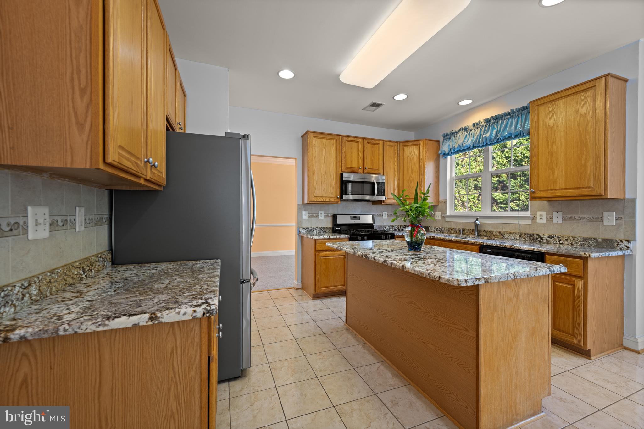 HOLLIFIELD ESTATES - Residential