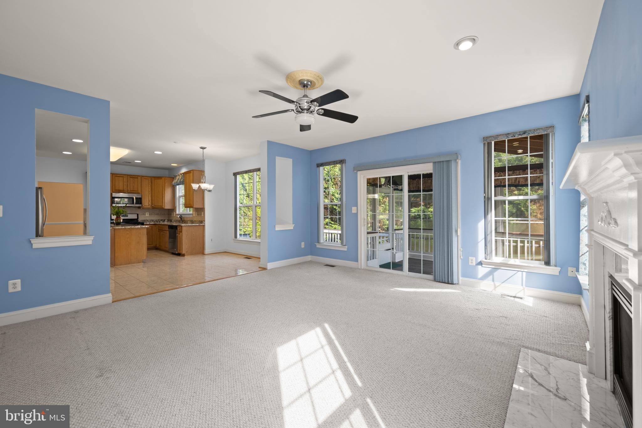 HOLLIFIELD ESTATES - Residential