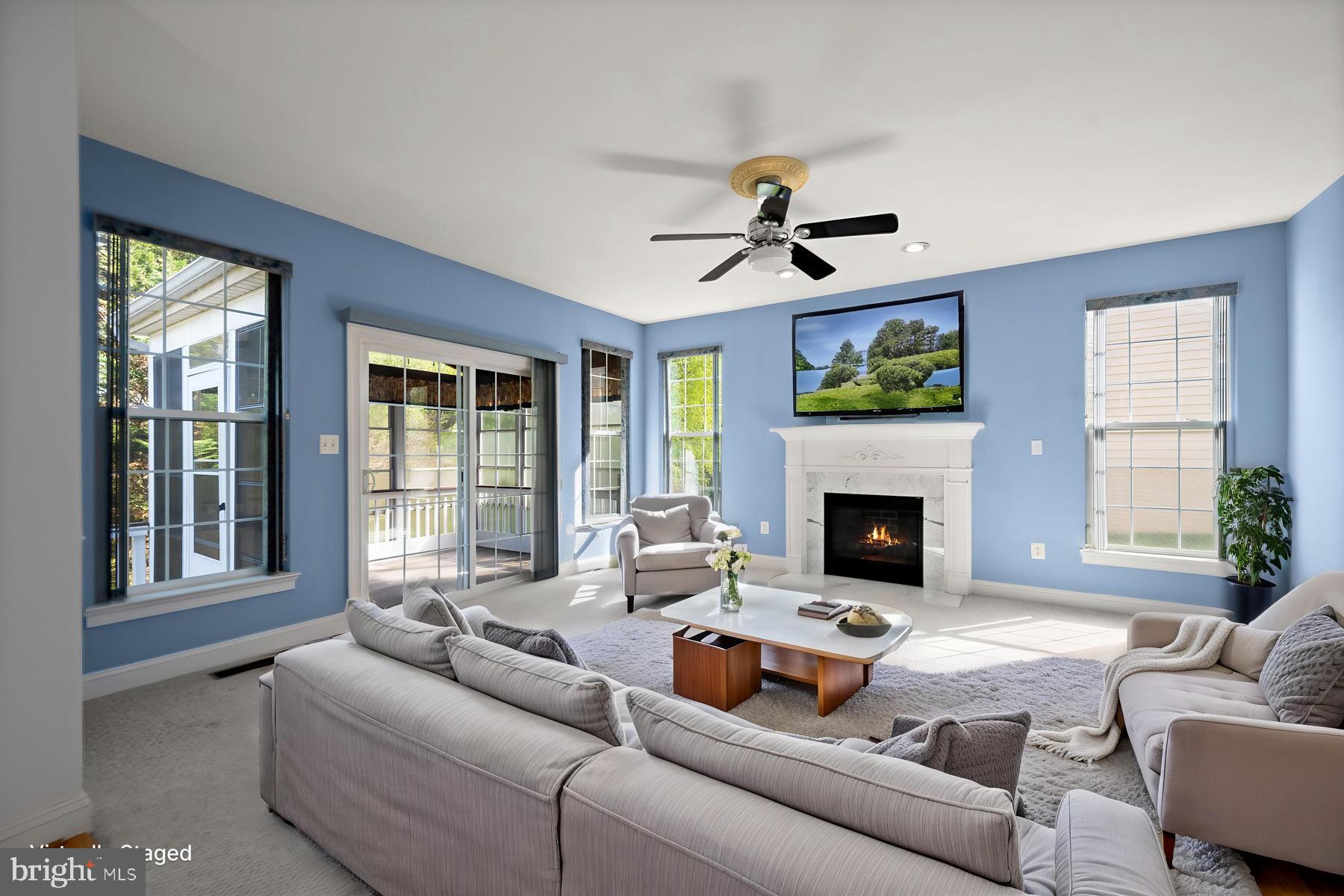 HOLLIFIELD ESTATES - Residential