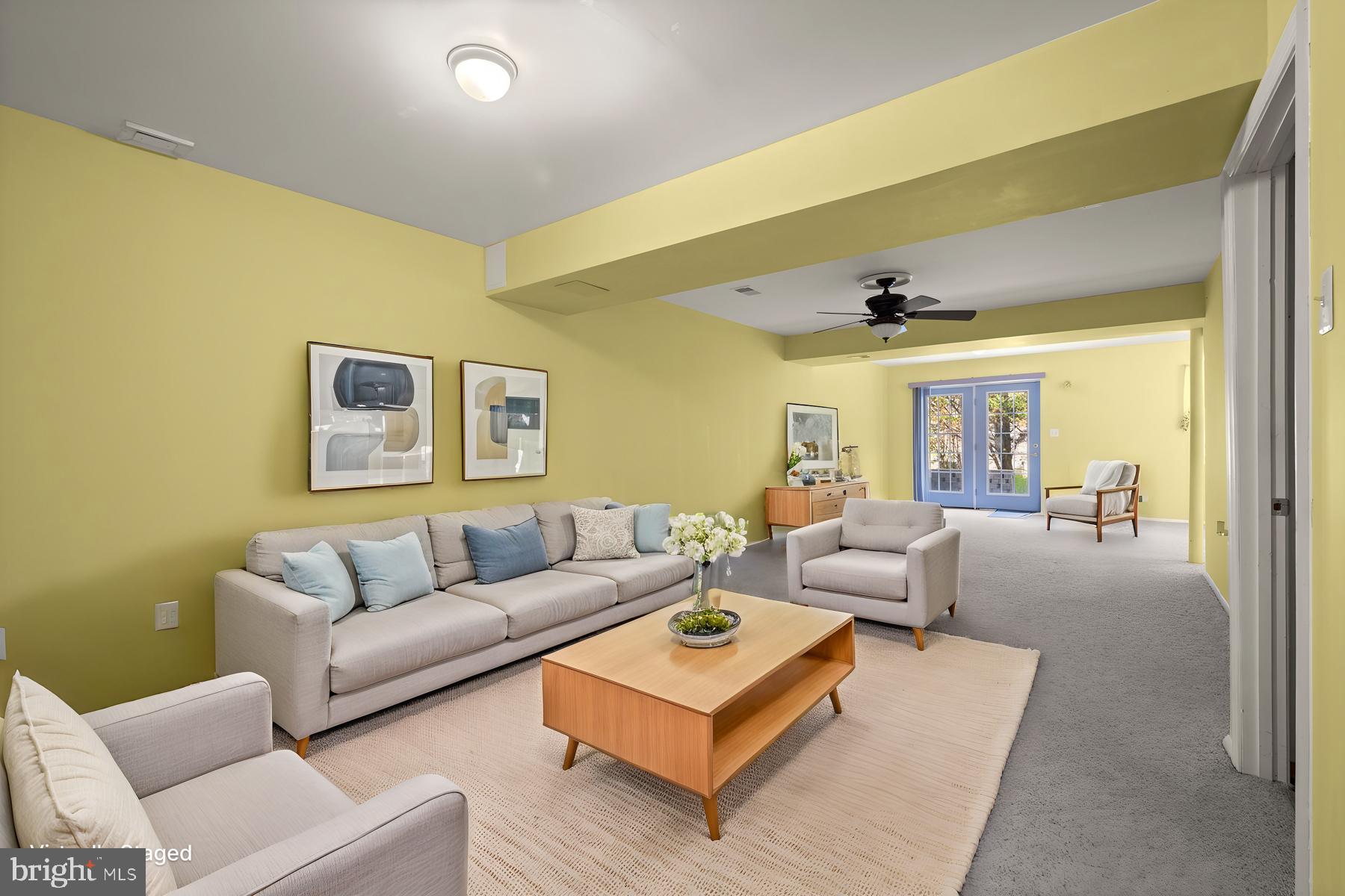 HOLLIFIELD ESTATES - Residential