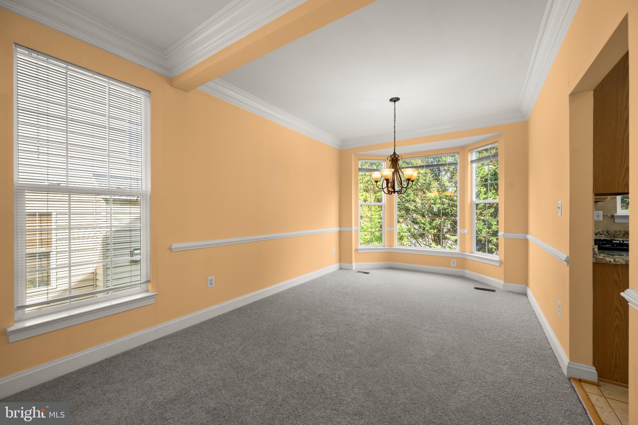 HOLLIFIELD ESTATES - Residential