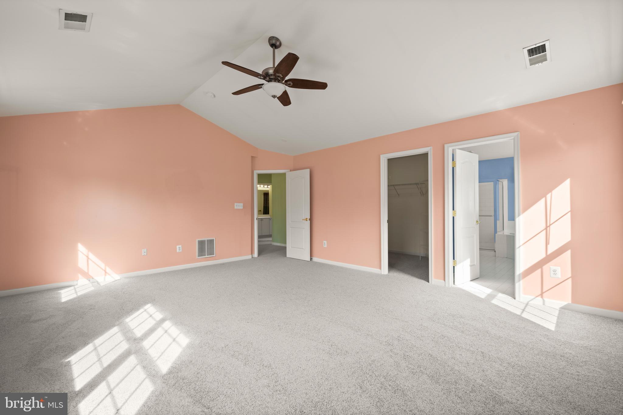 HOLLIFIELD ESTATES - Residential