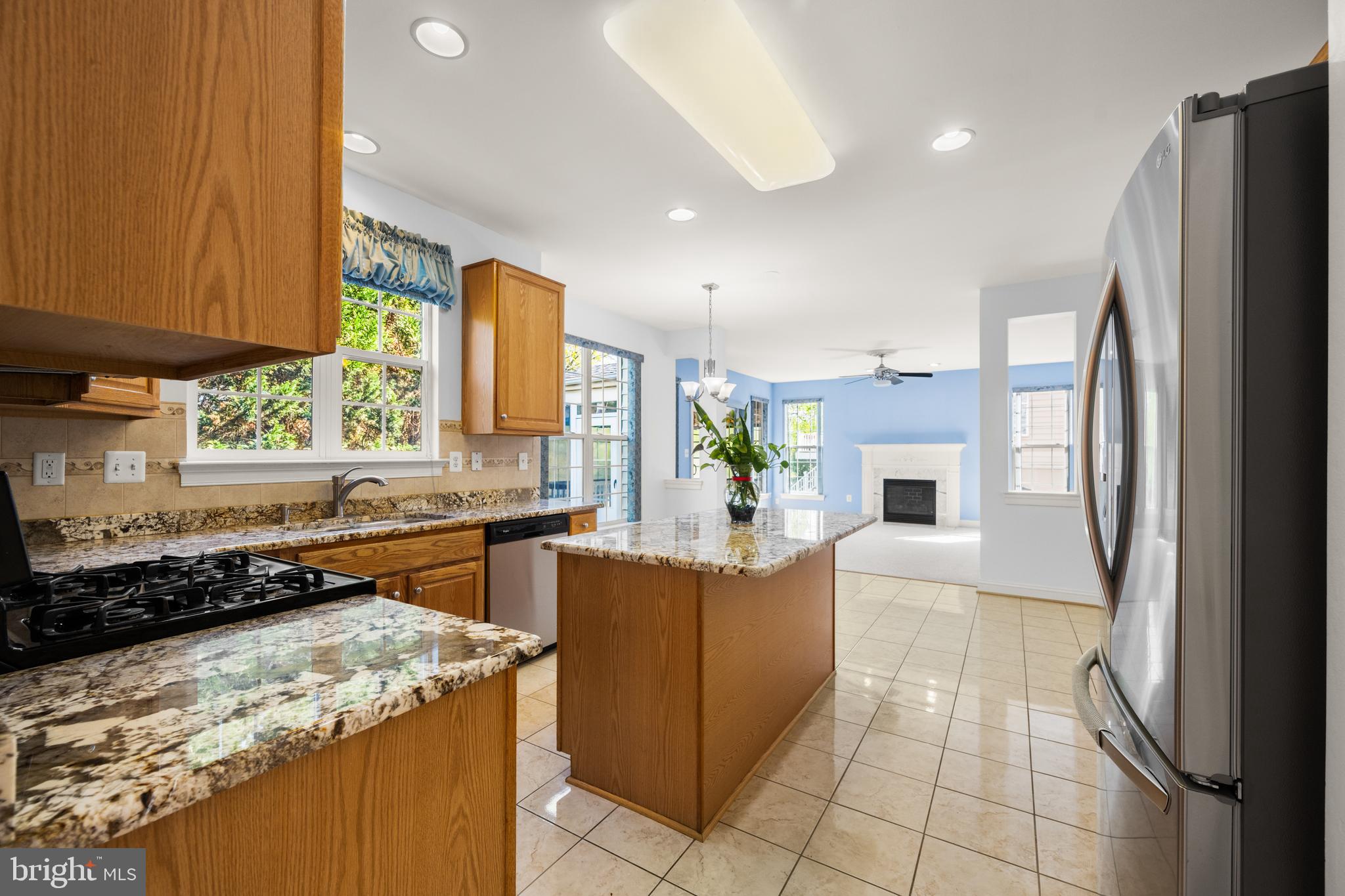 HOLLIFIELD ESTATES - Residential