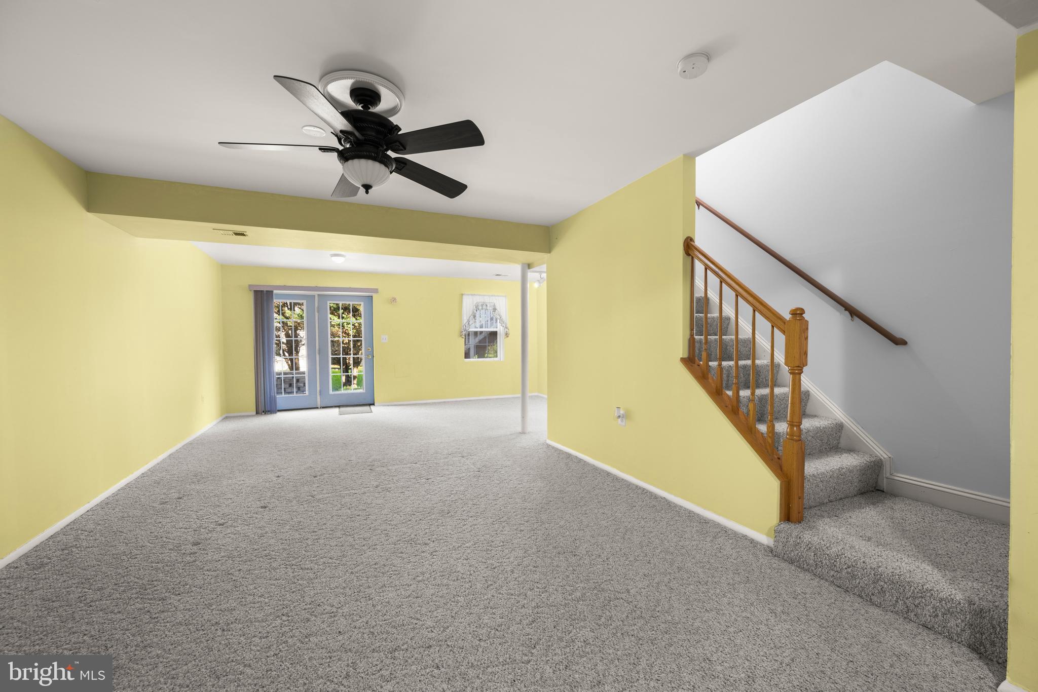 HOLLIFIELD ESTATES - Residential