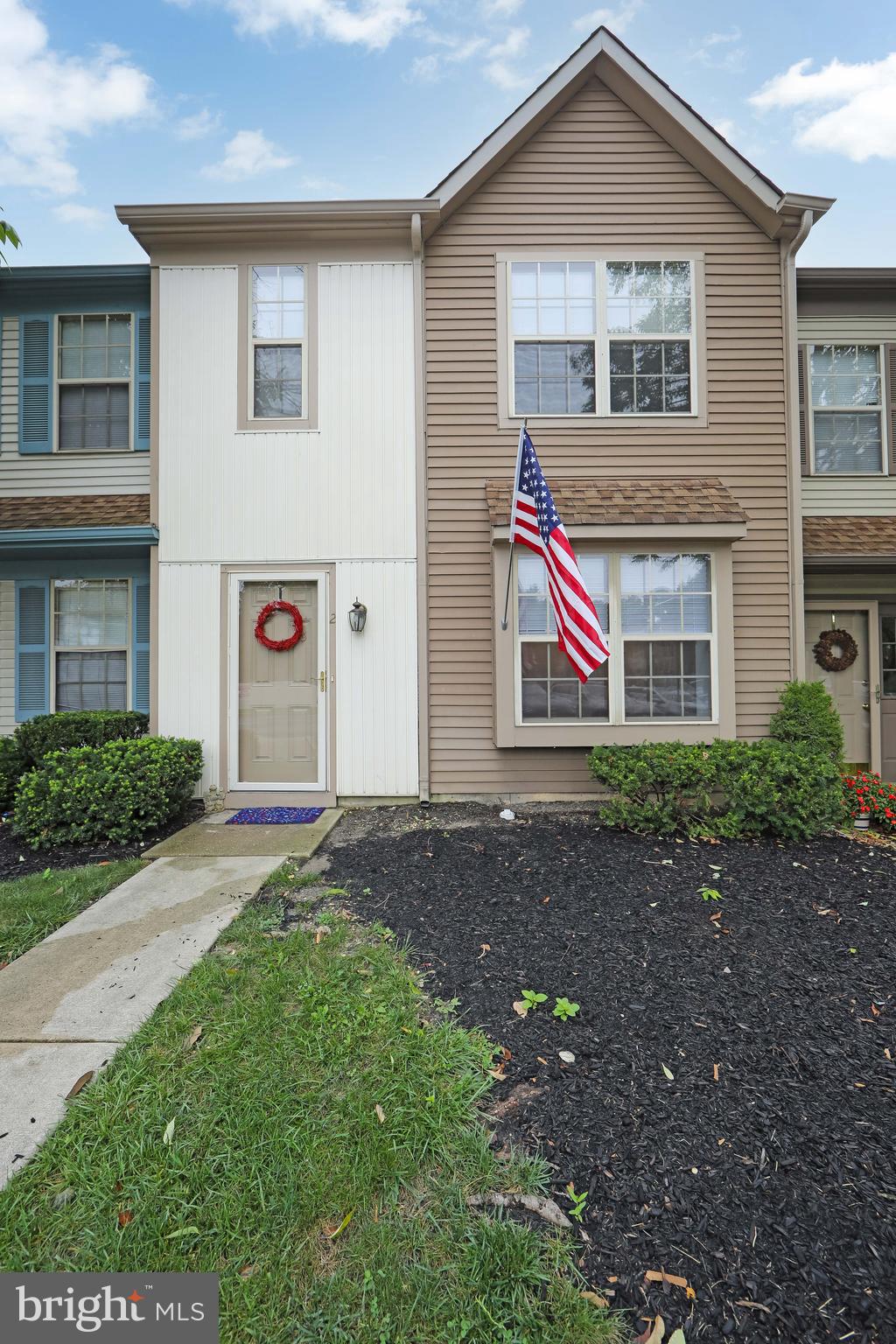 2 VILLAGE COURT