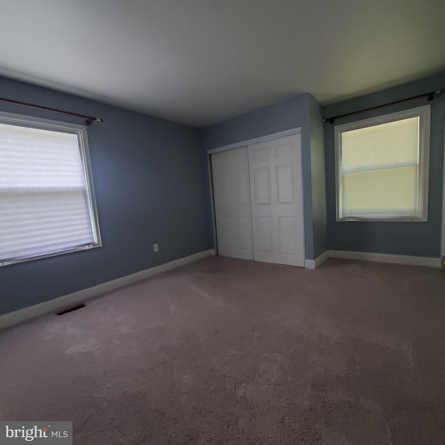 SNOWDEN OAKS - Residential Lease