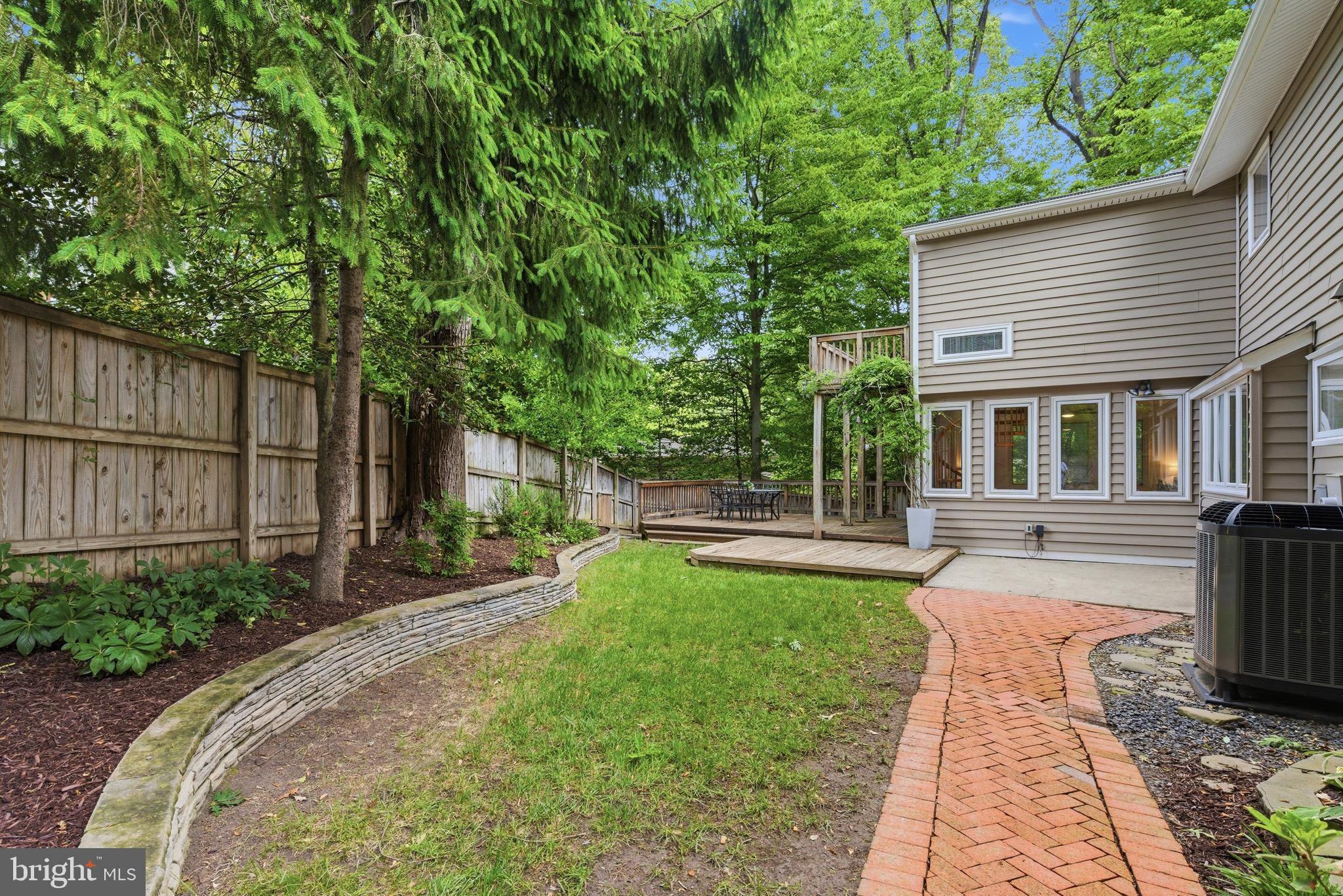 KINGS PARK WEST - Residential