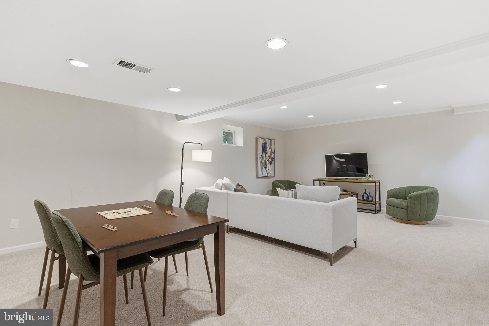 KINGS PARK WEST - Residential