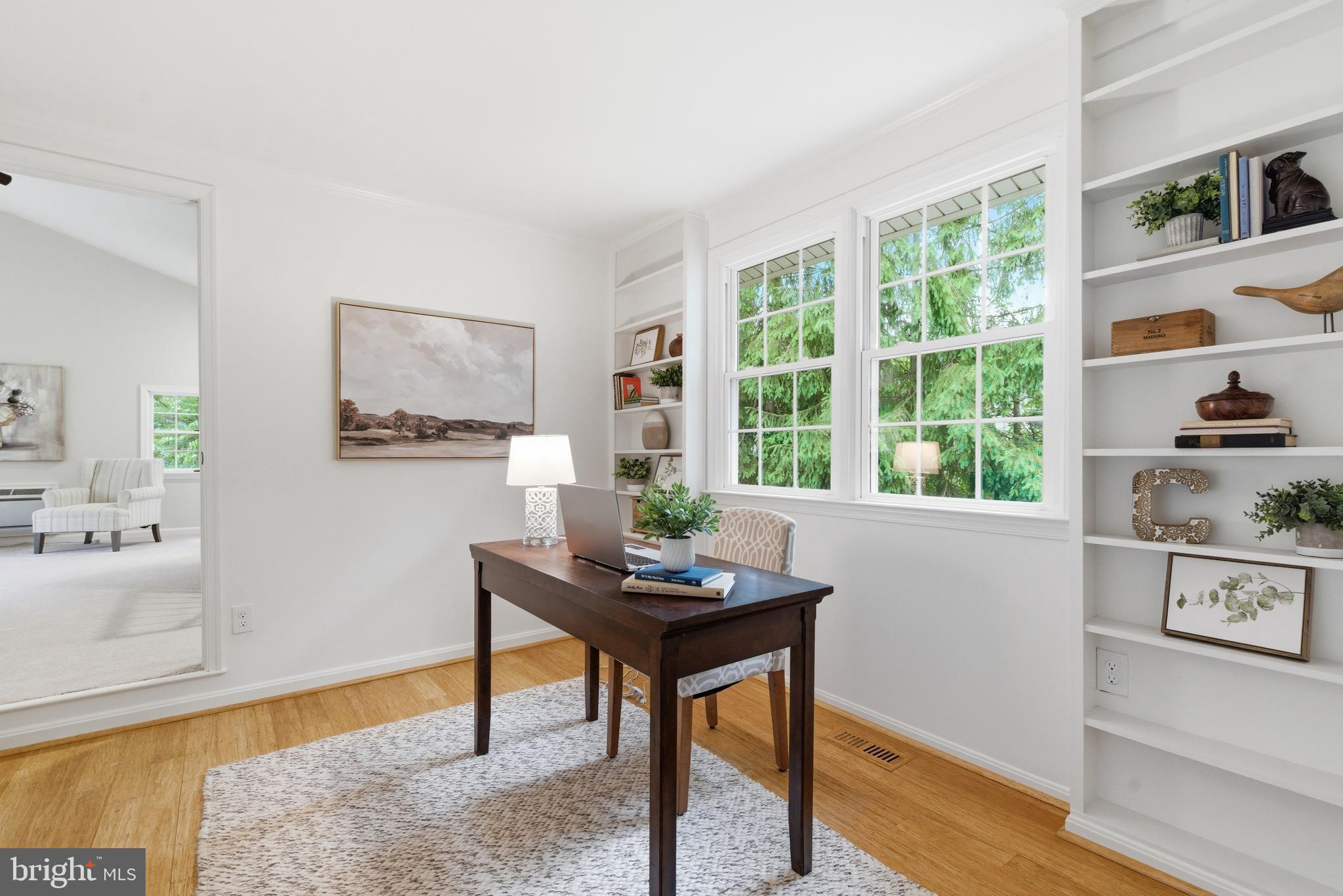 KINGS PARK WEST - Residential
