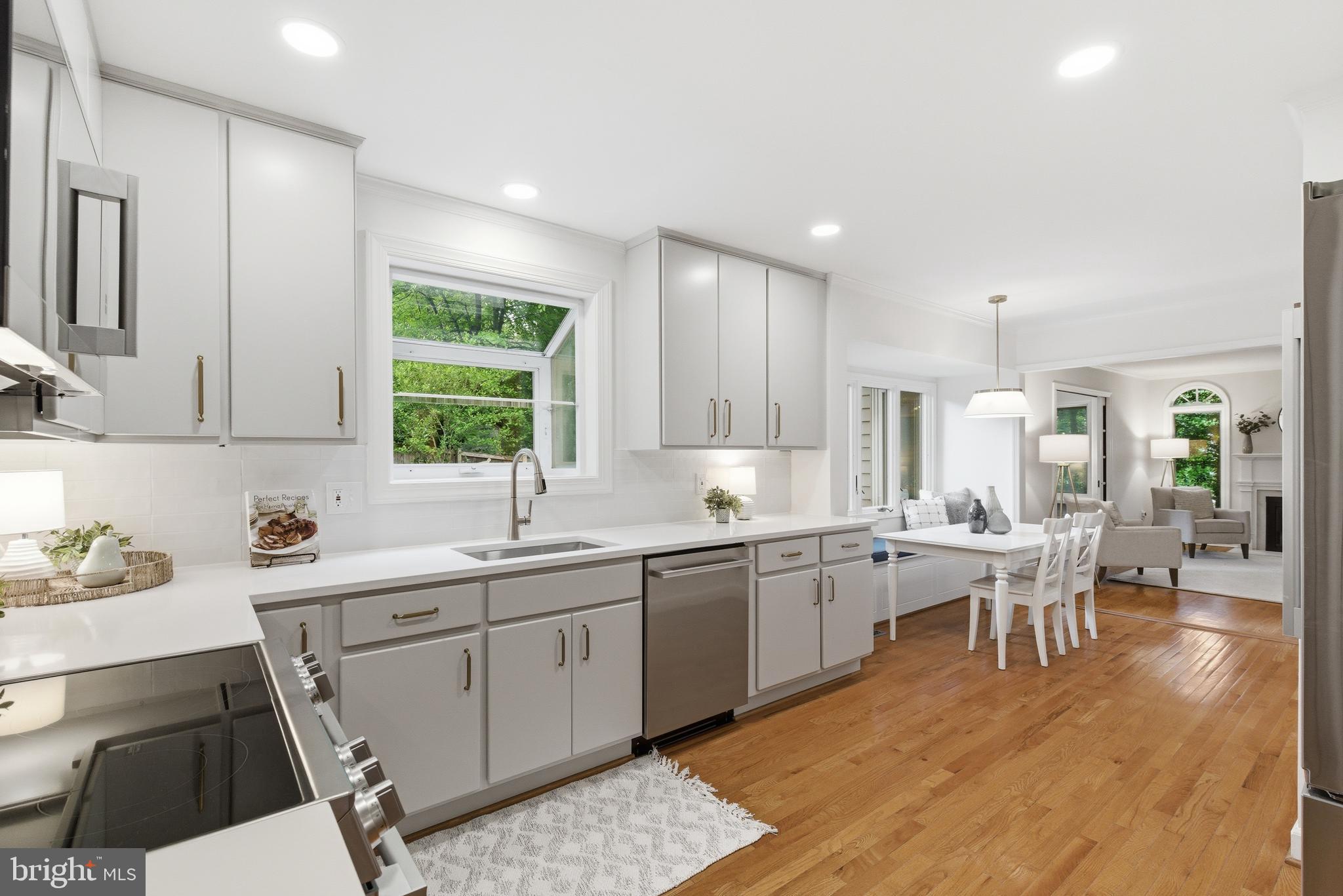 KINGS PARK WEST - Residential