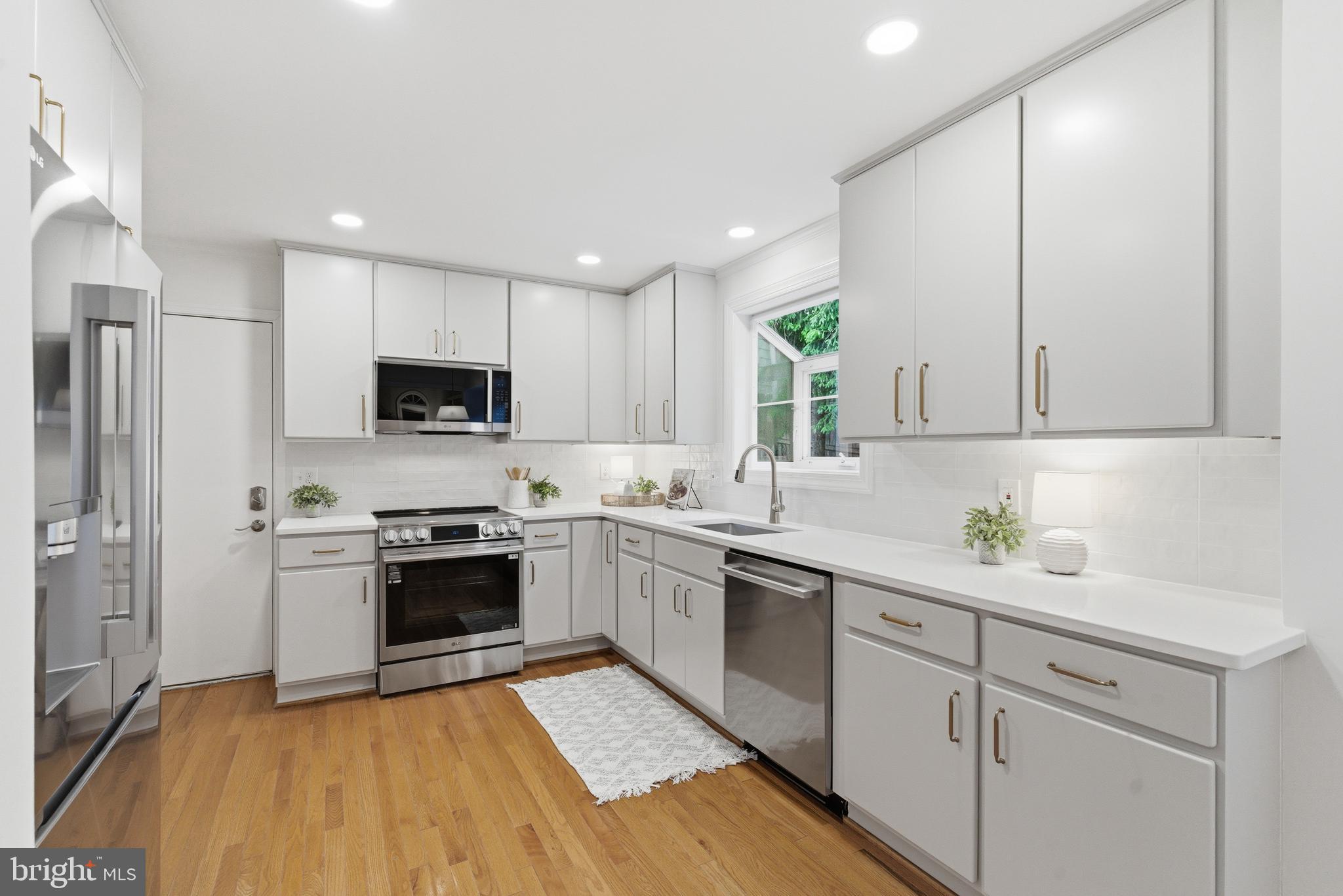 KINGS PARK WEST - Residential