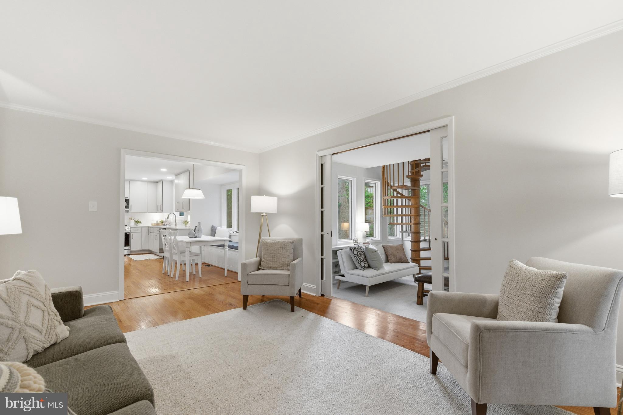 KINGS PARK WEST - Residential