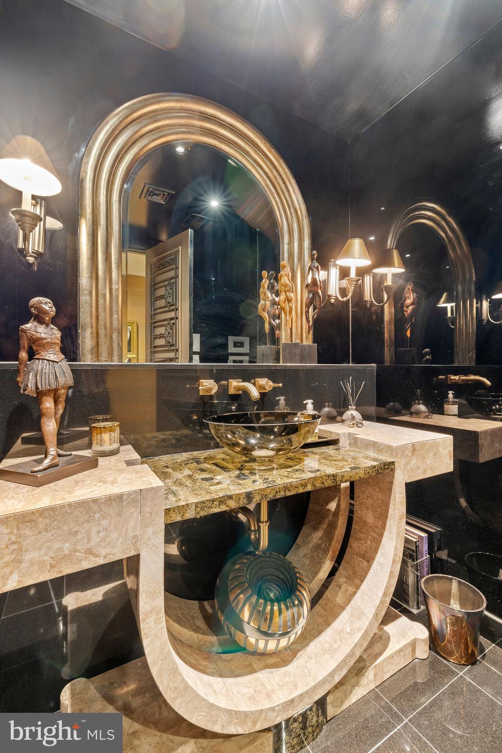 233 S 6TH STREET PH2502