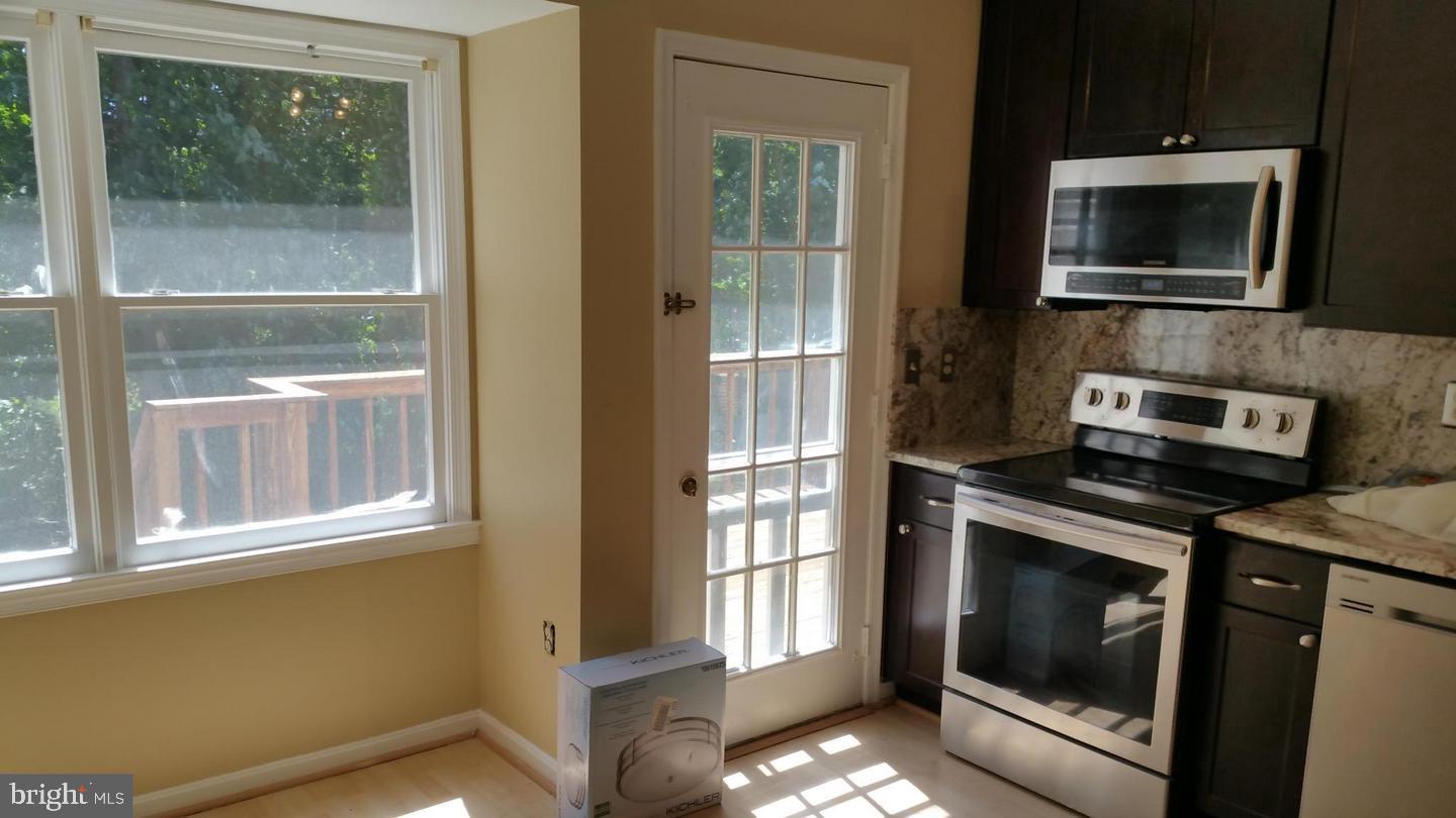 ROCKY RUN - Residential Lease