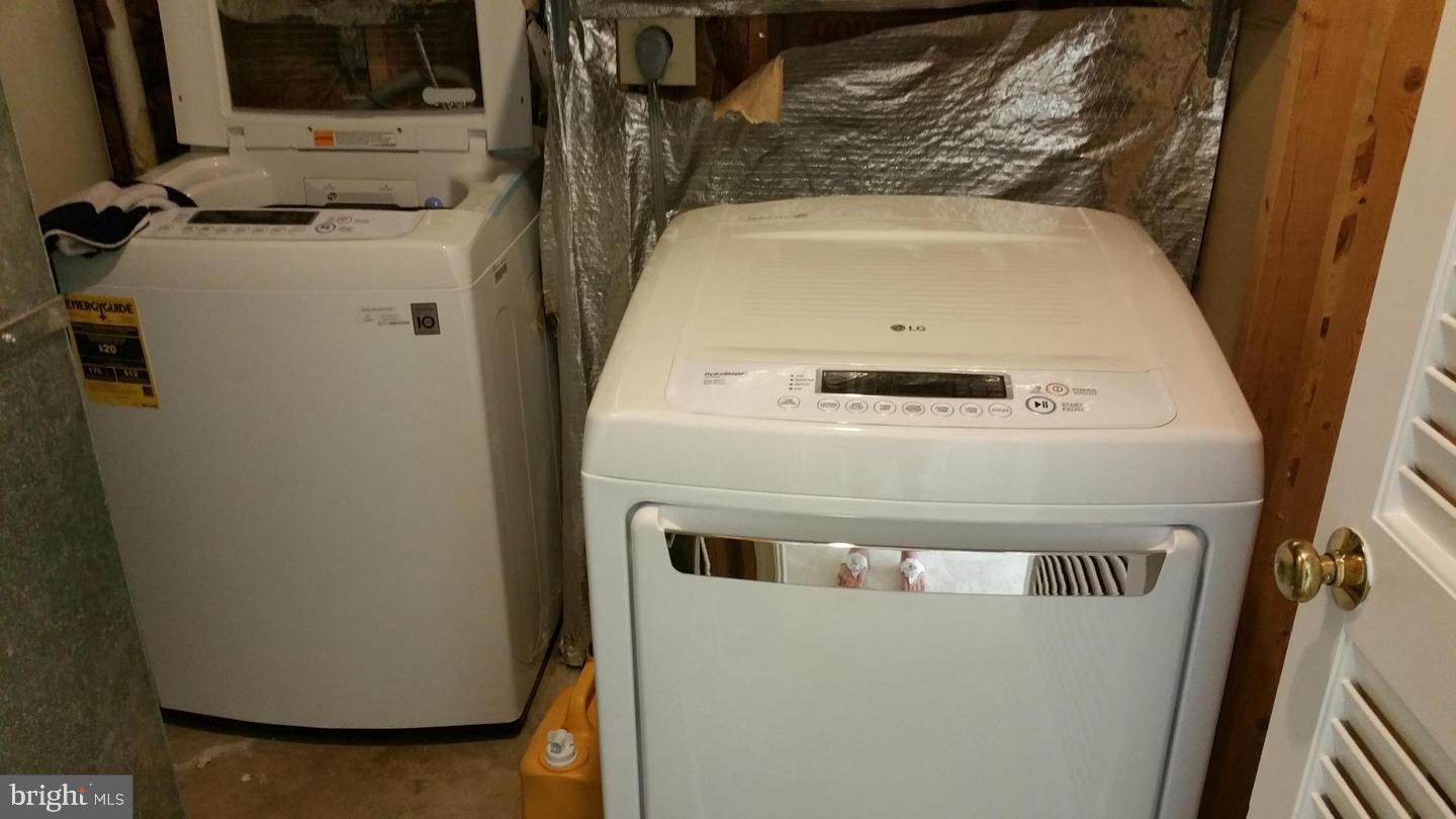 ROCKY RUN - Residential Lease