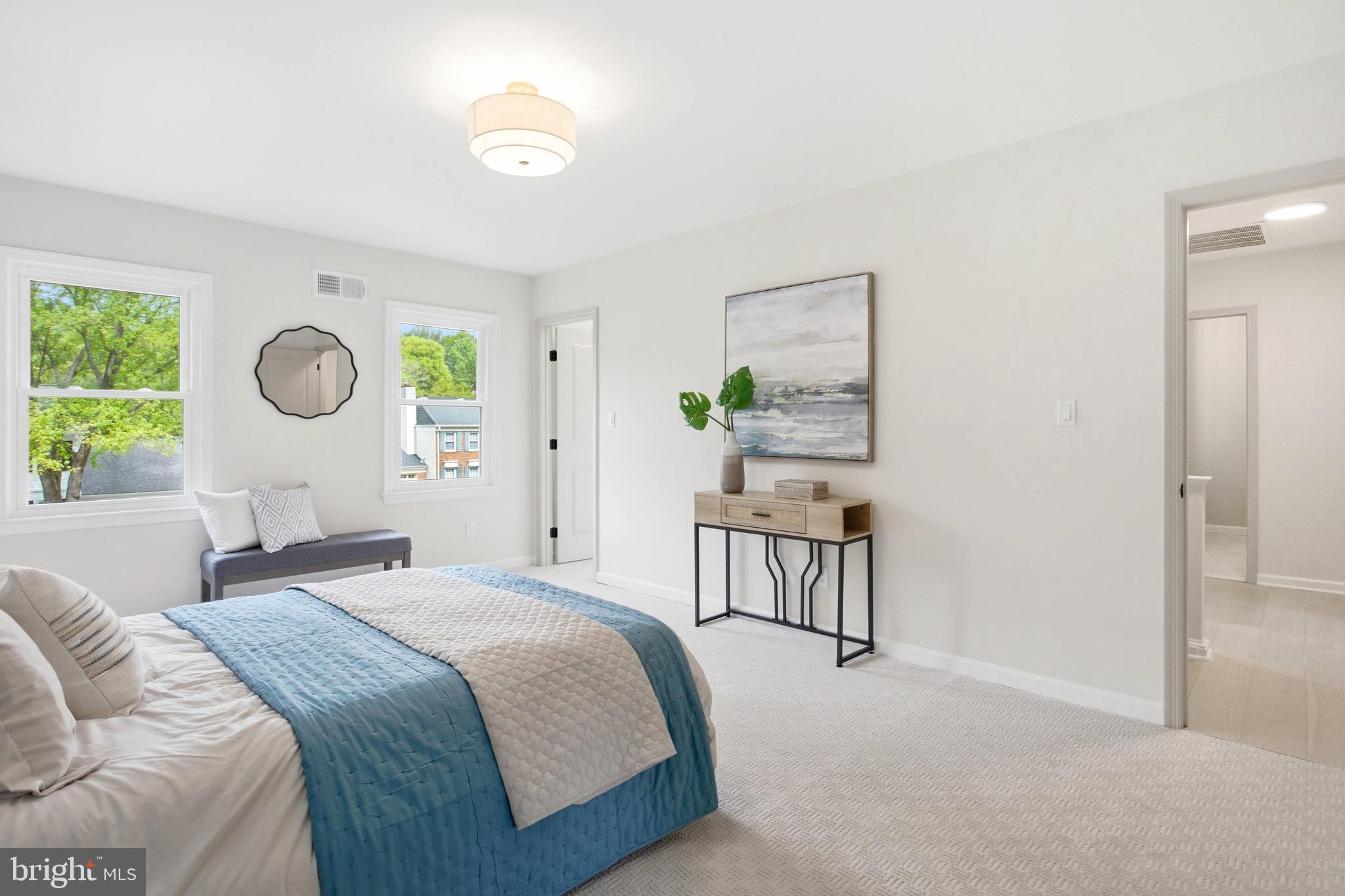 BENT TREE - Residential