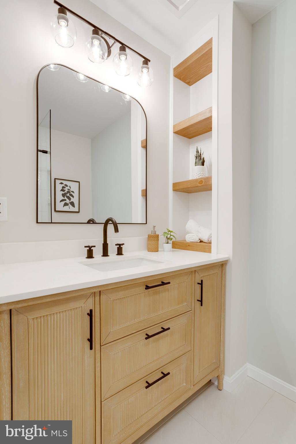 BENT TREE - Residential