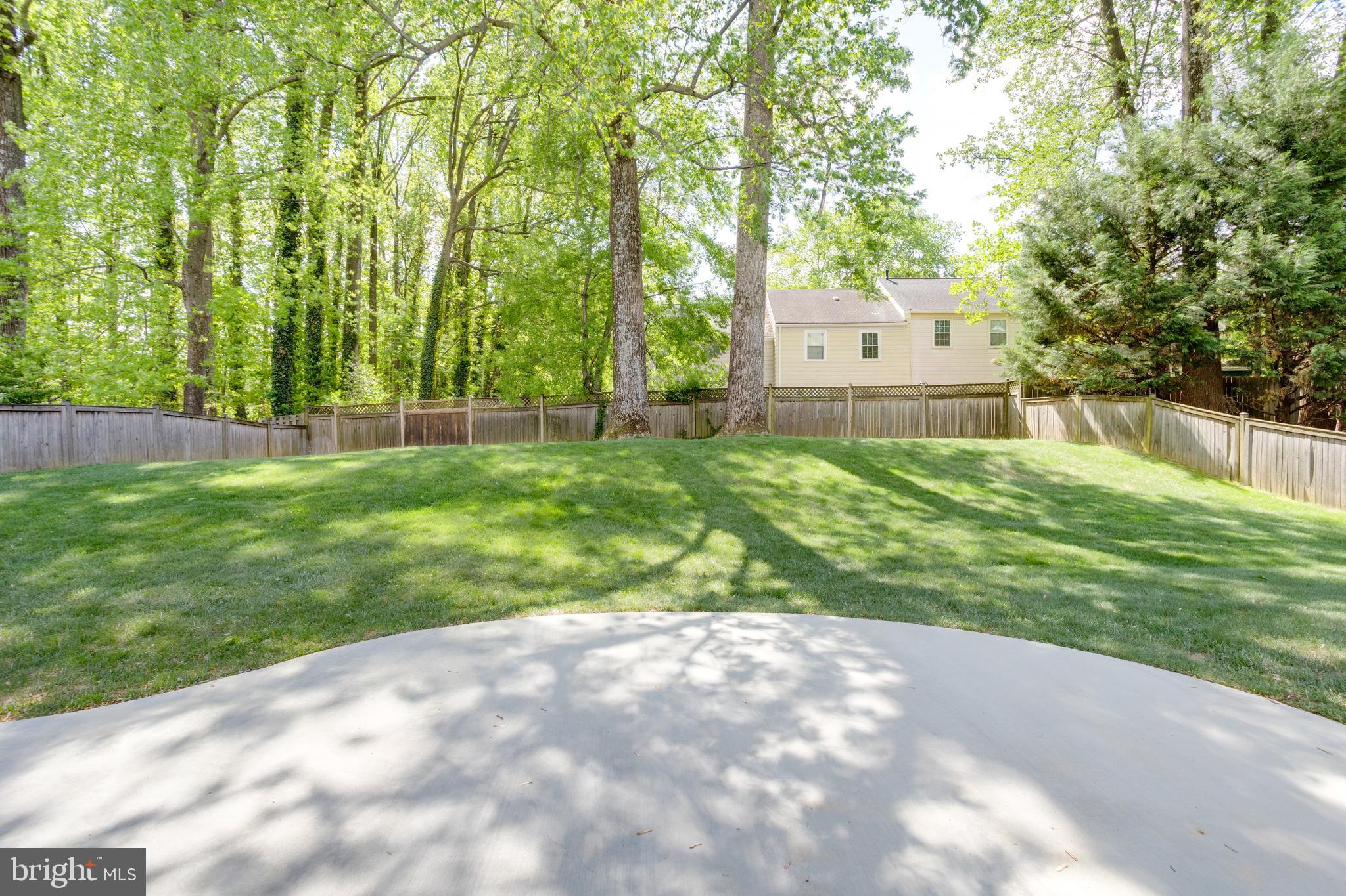 BENT TREE - Residential