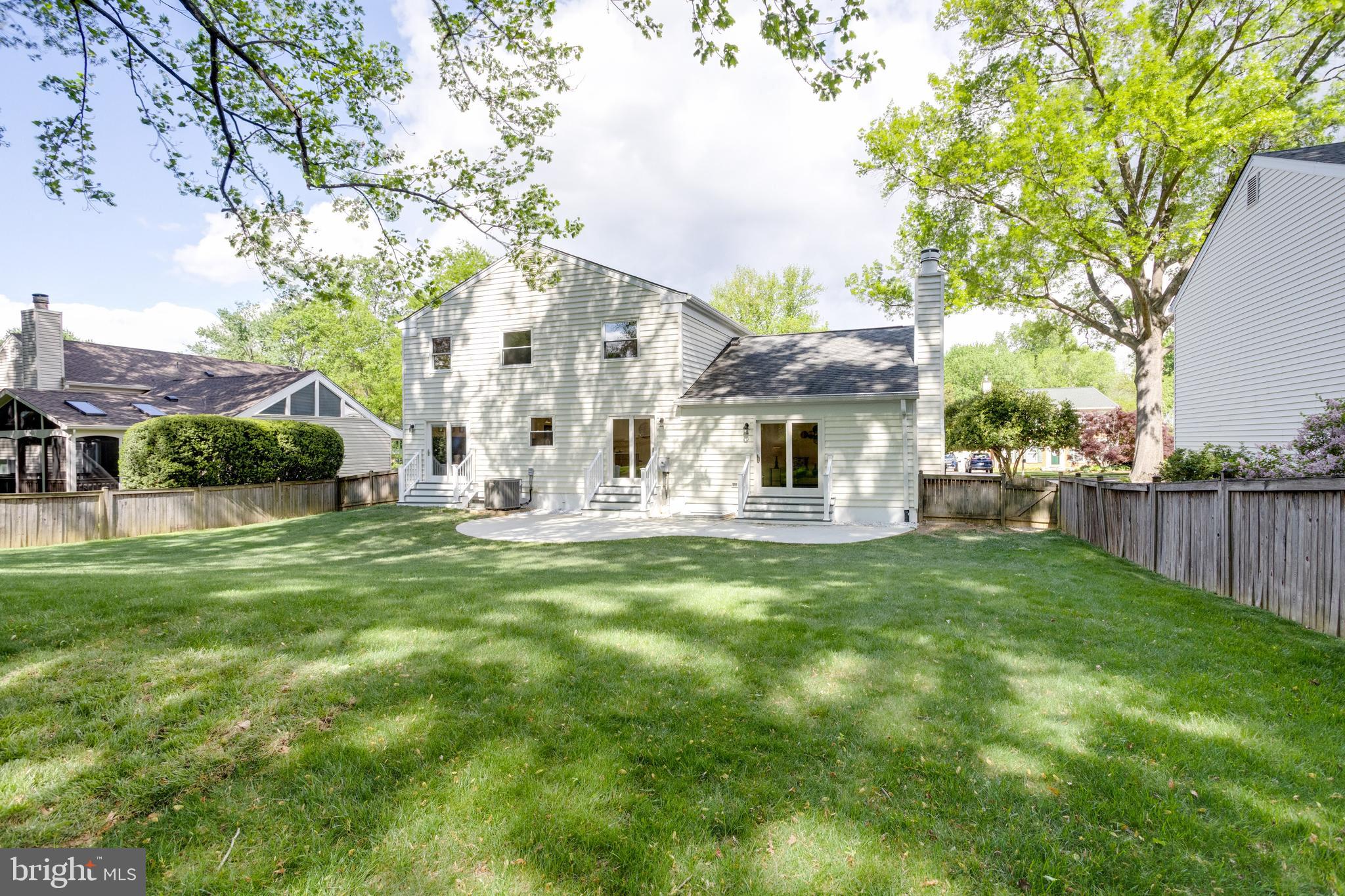 BENT TREE - Residential